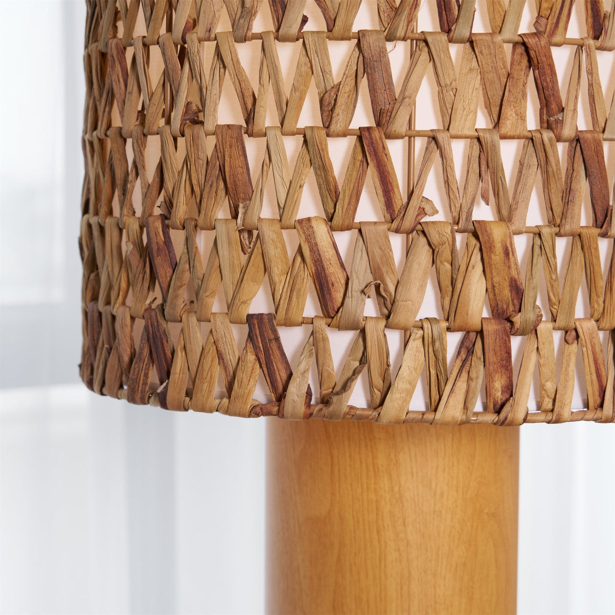 Lorenzo vloerlamp