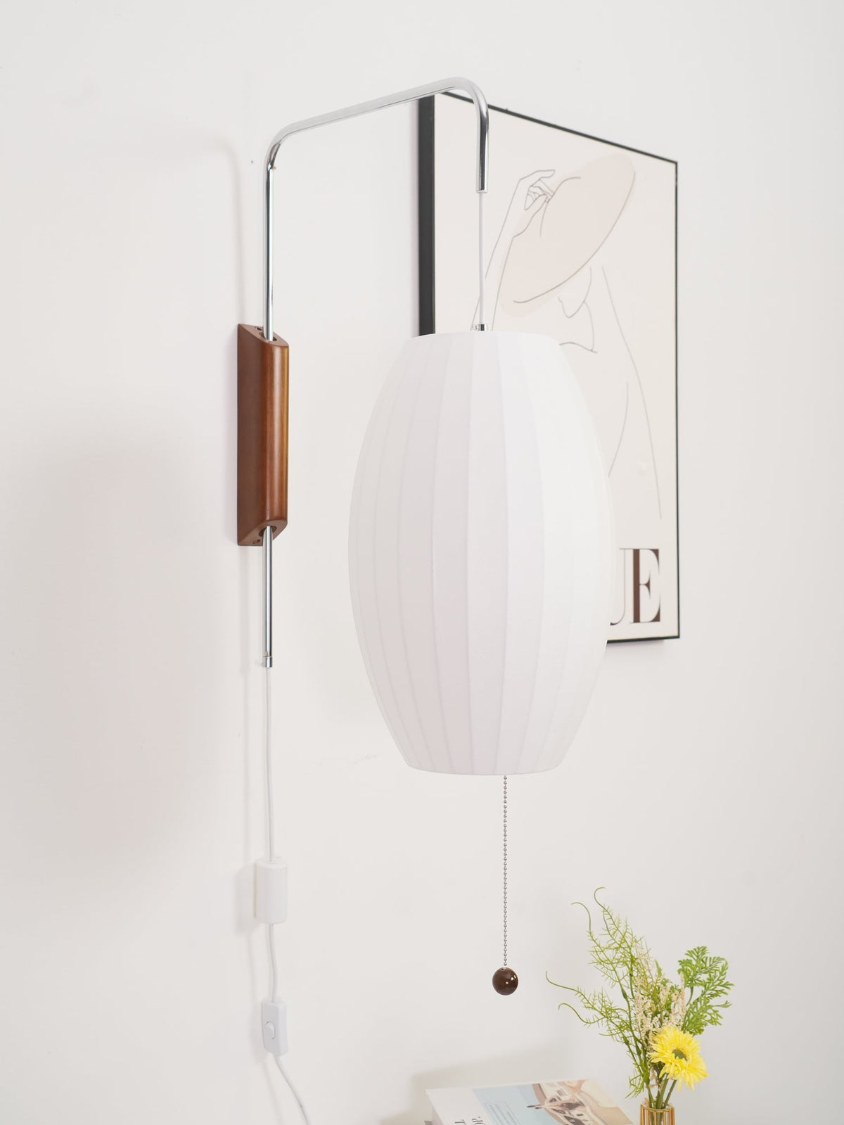 Aldinira wandlamp walnoot bal