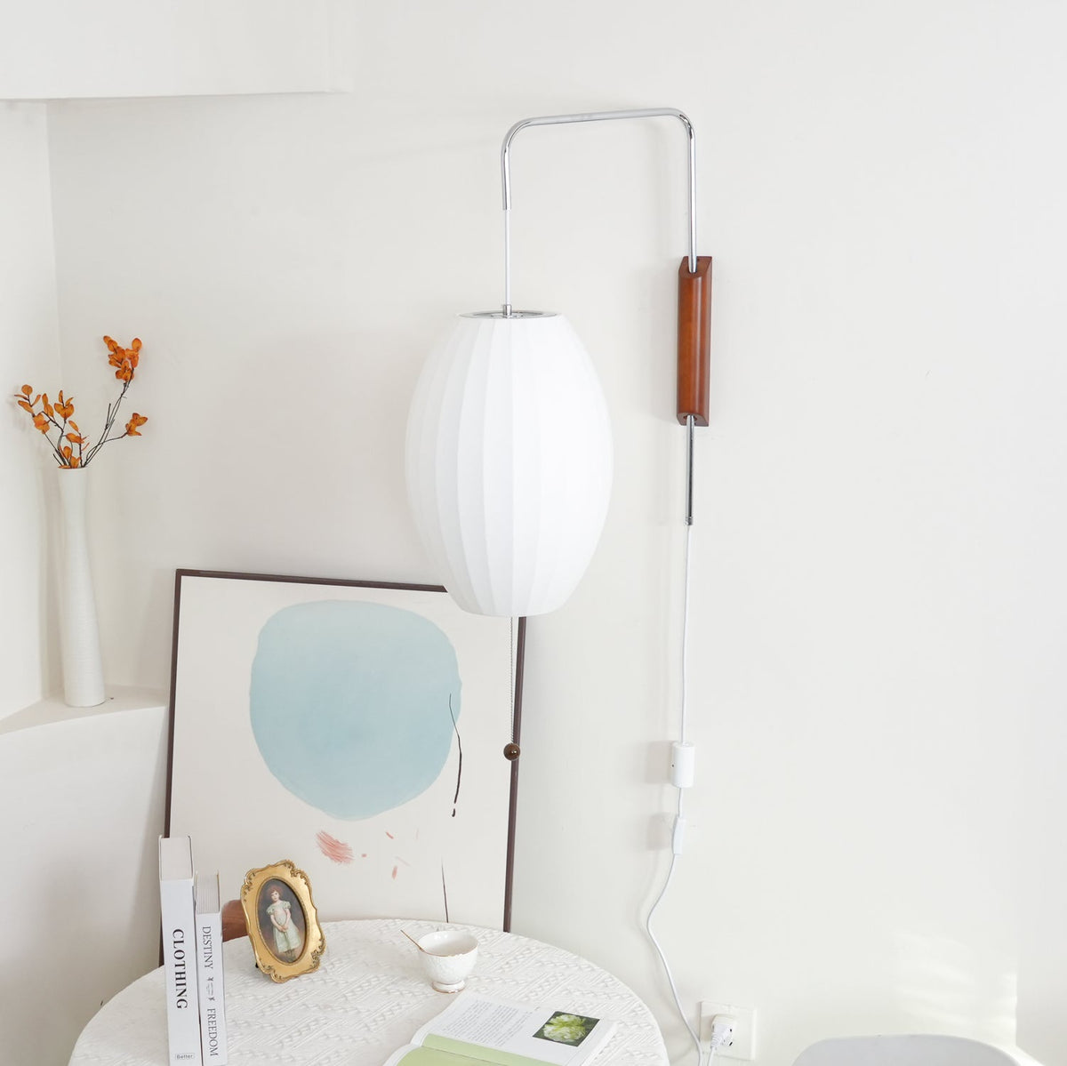 Aldinira wandlamp walnoot bal