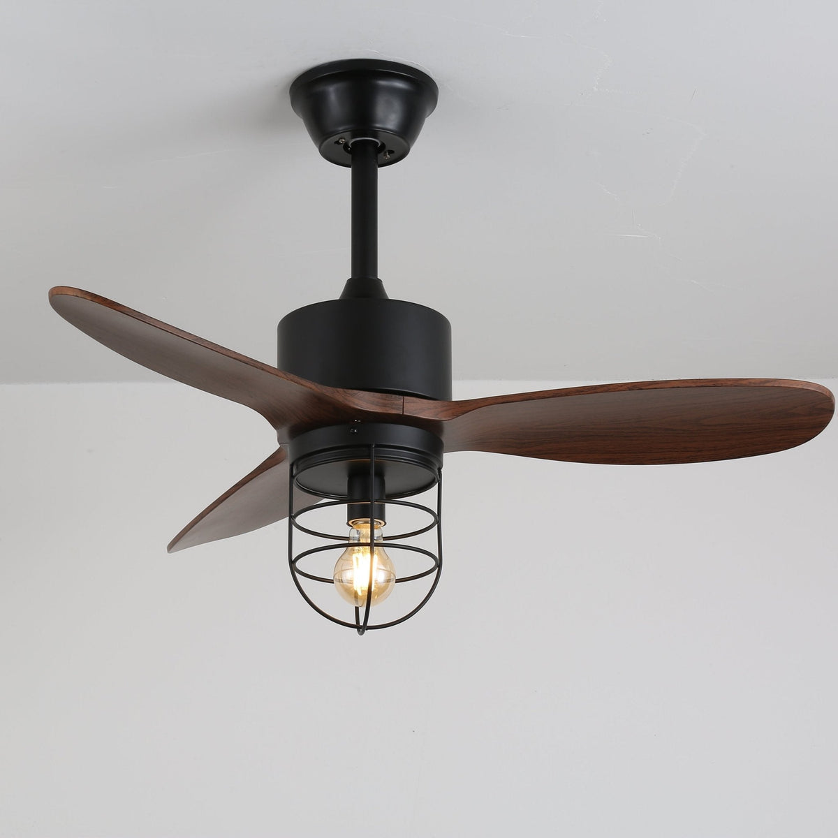 Brisora industriële plafondventilator met verlichting van walnoothout