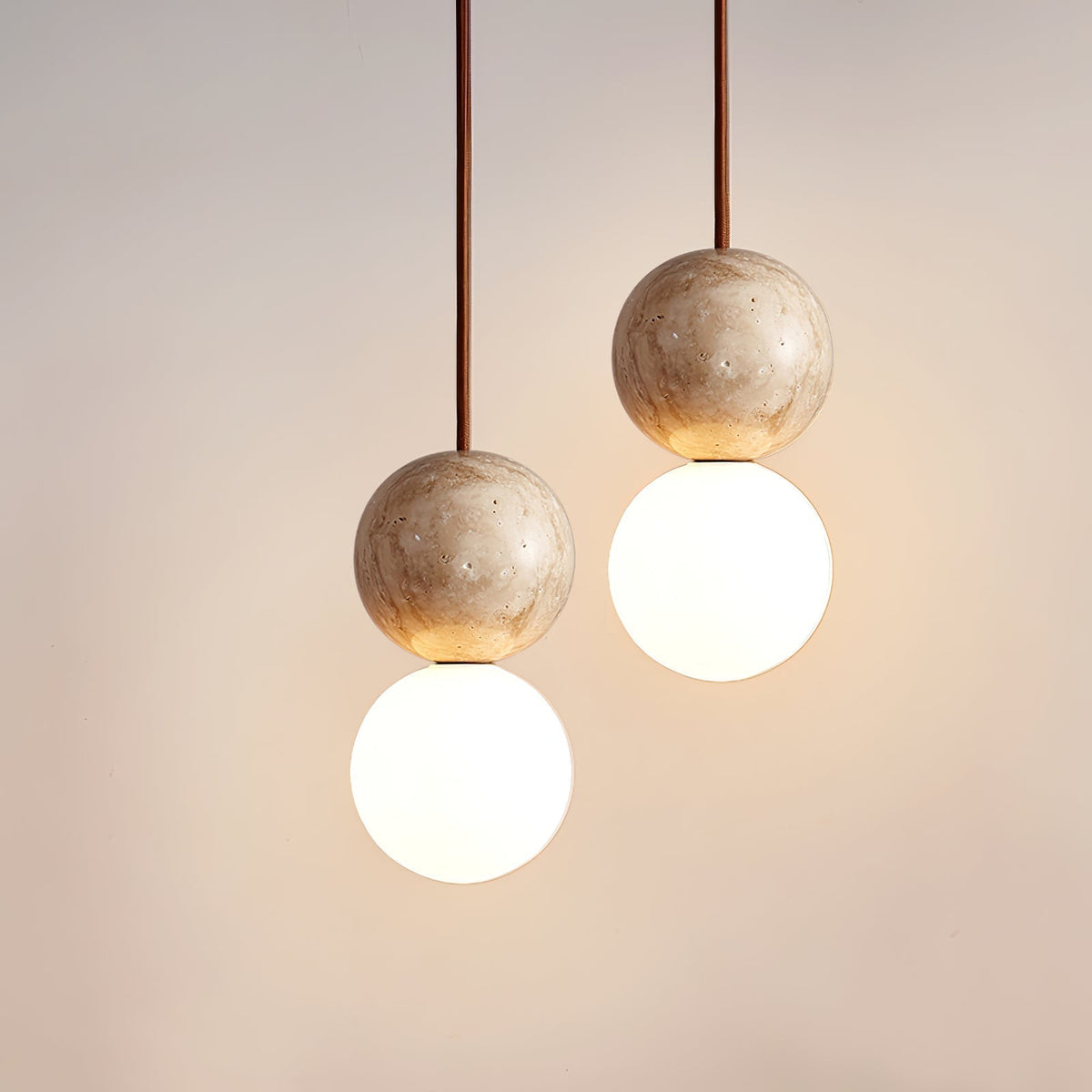 Serinelle hanglamp van geel travertin