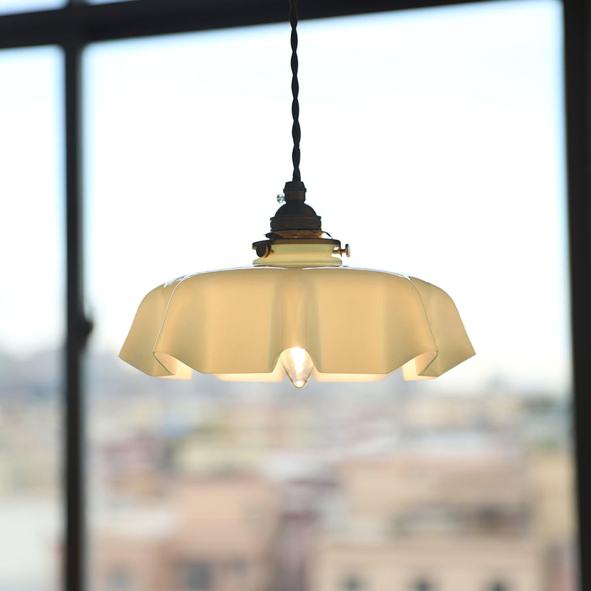 Liorivora hanglamp French Flower voor eetkamer
