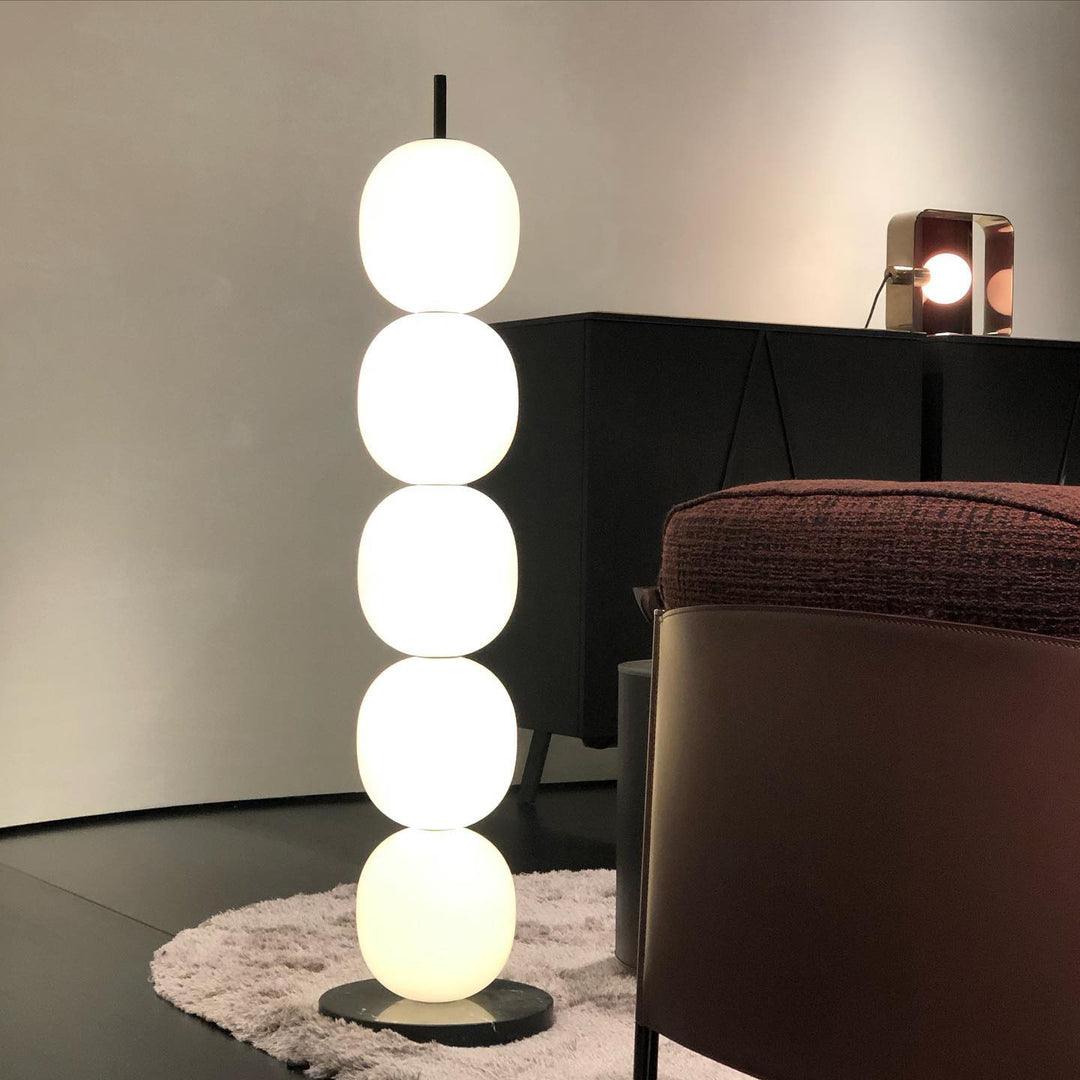 Ceni Minimalistische vloerlamp van marmer