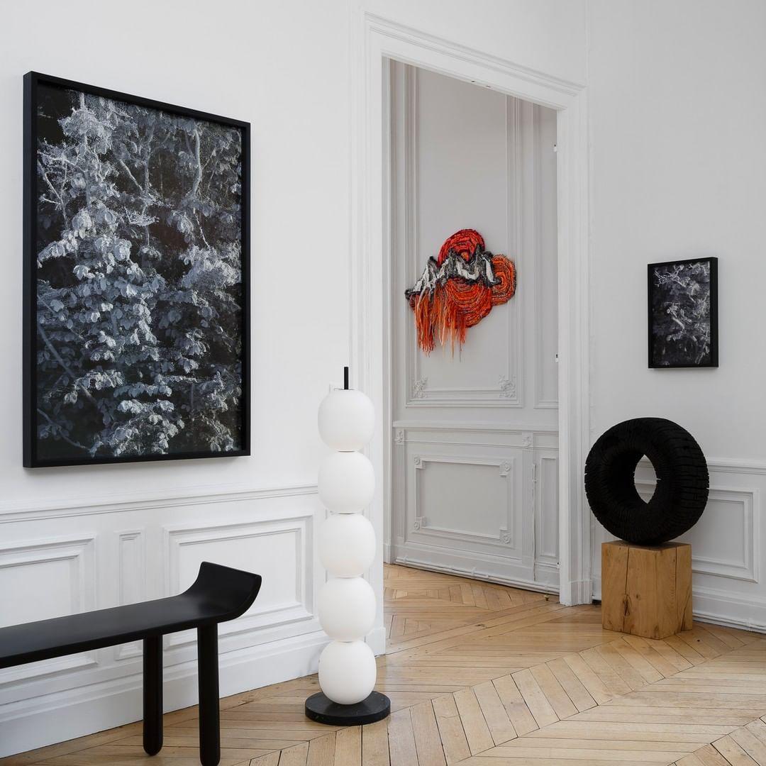 Ceni Minimalistische vloerlamp van marmer