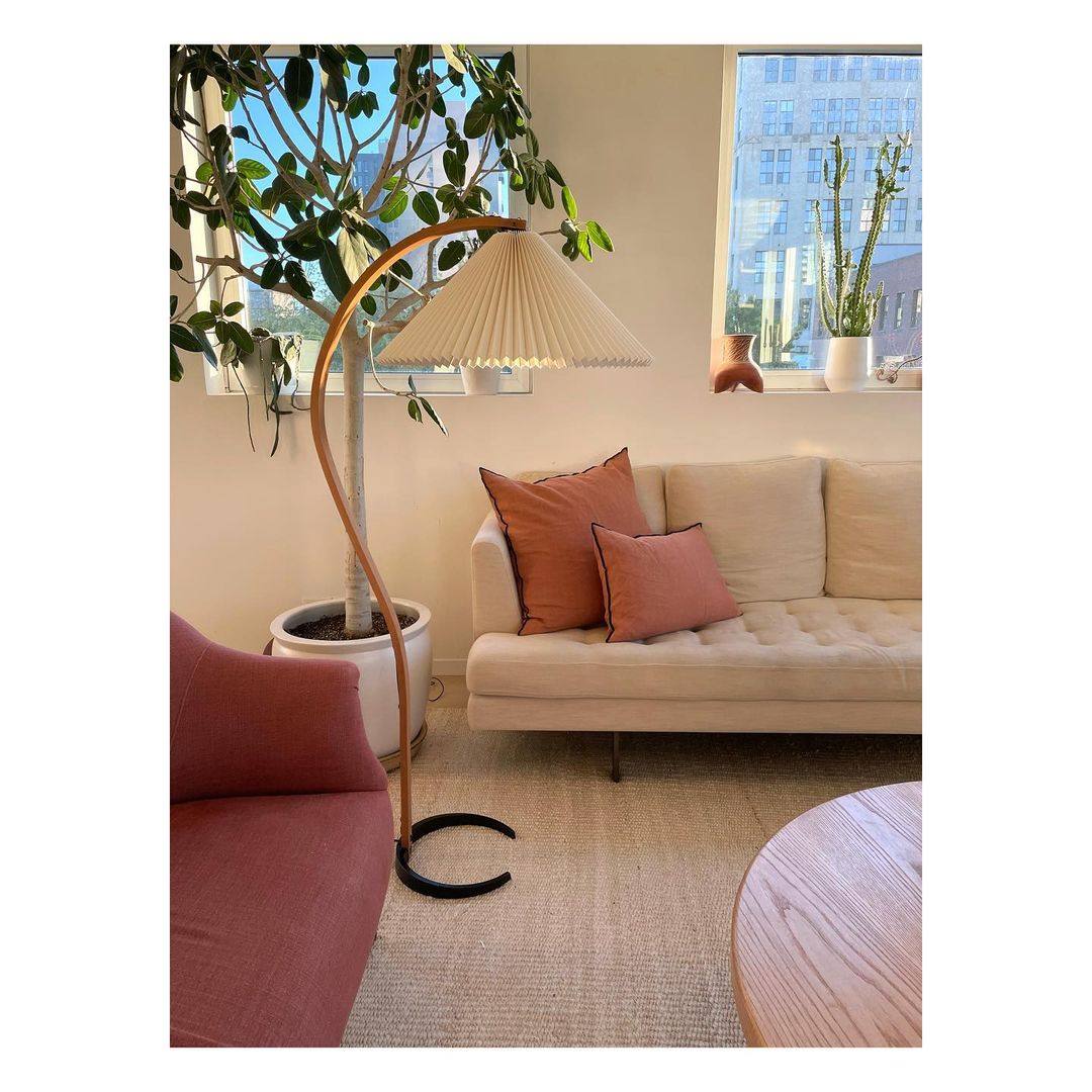 Viaro houten vloerlamp