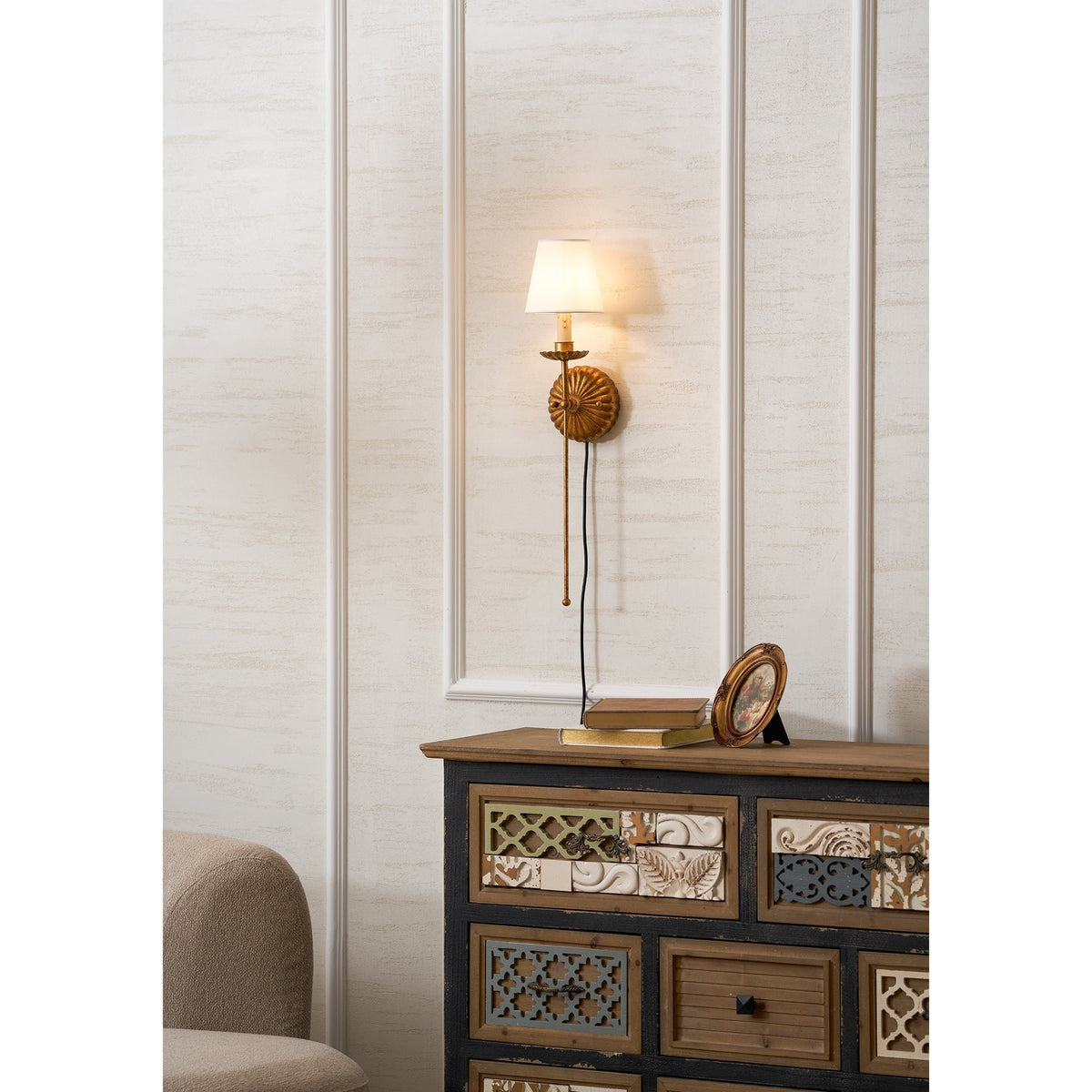 Adeliora wandlamp