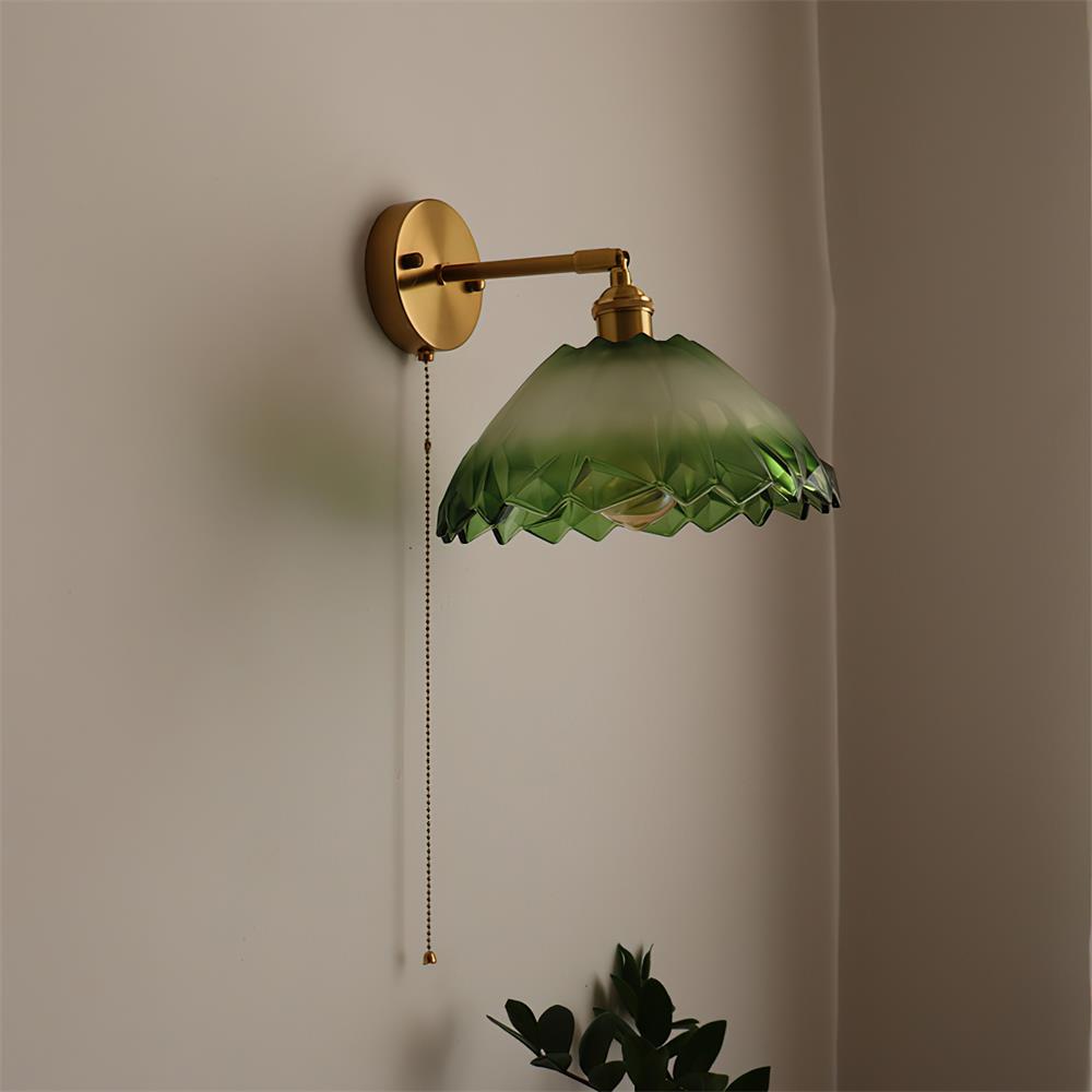 Rilo wandlamp messing met groen/helder glazen kap en trekkoord
