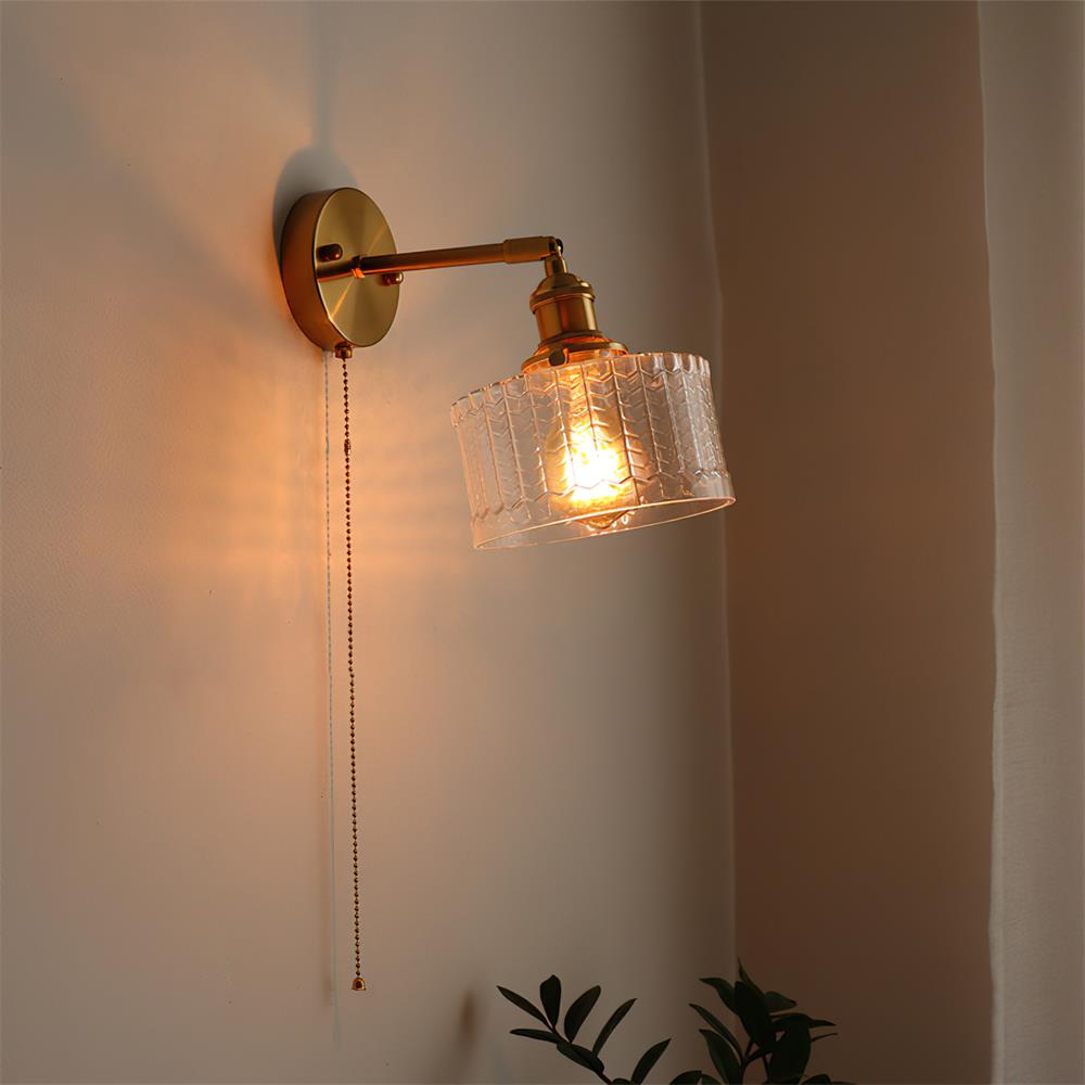 Rilo wandlamp messing met groen/helder glazen kap en trekkoord