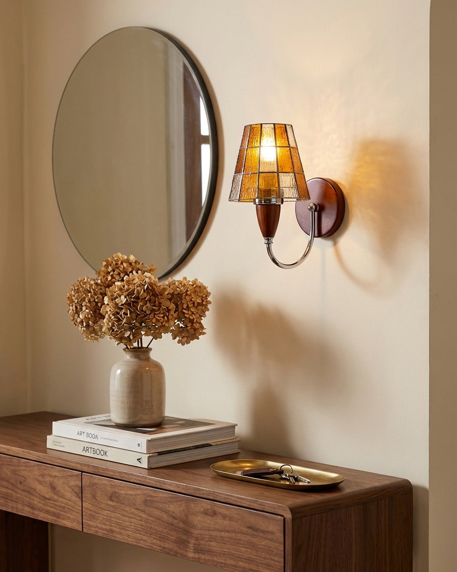 Ambrielle wandlamp met amberkleurige kap