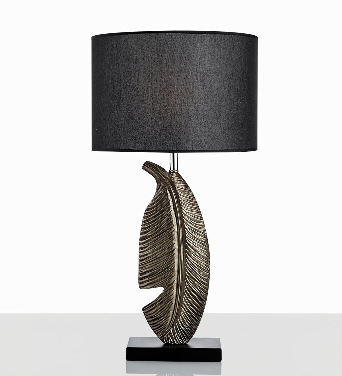Riviiella modern Tafellamp