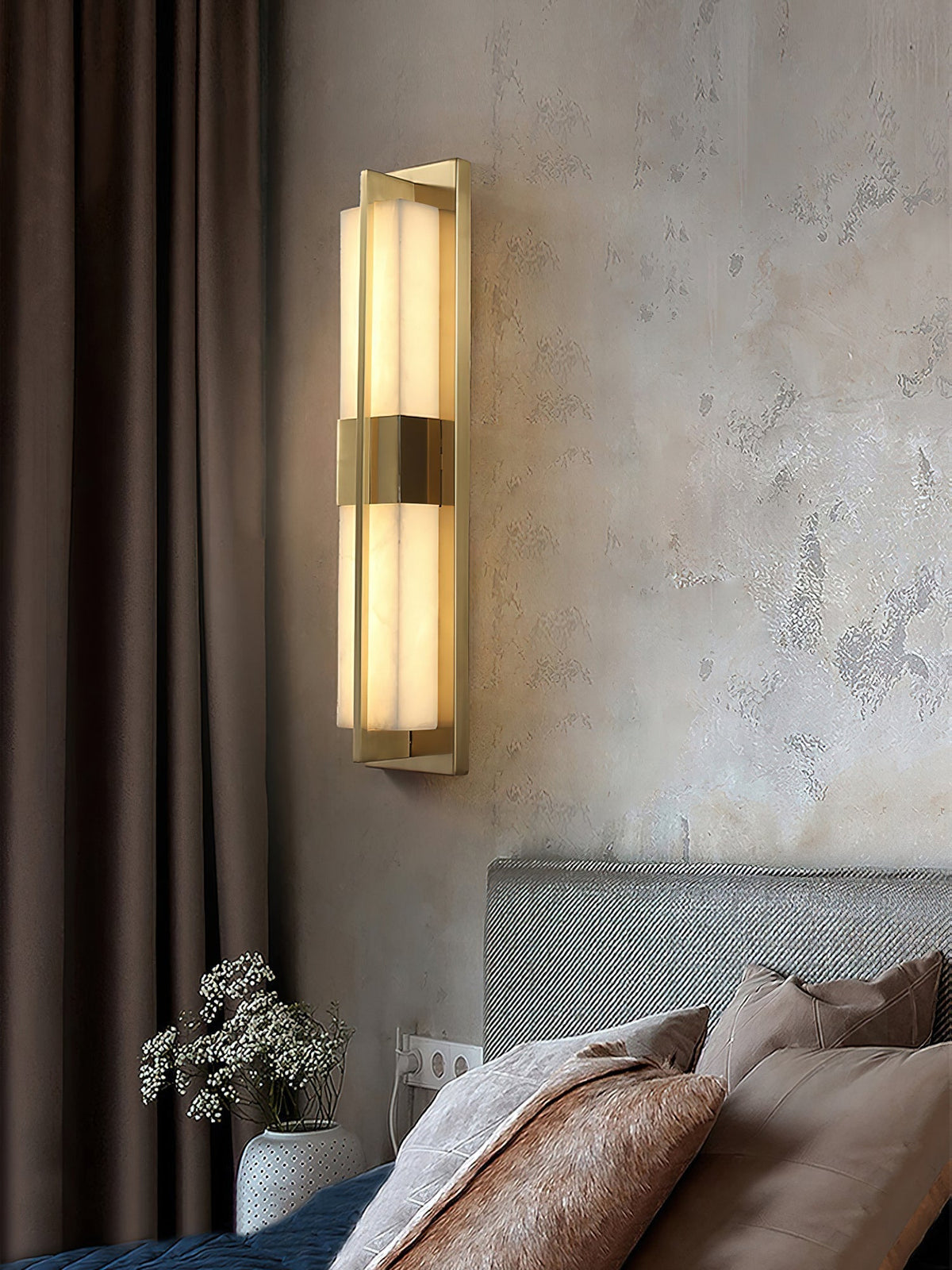 Renanine wandlamp met afwerking