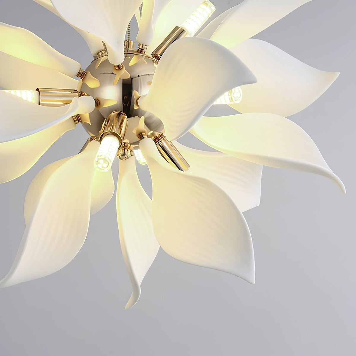 Avir hanglamp met keramische bloemblaadjes