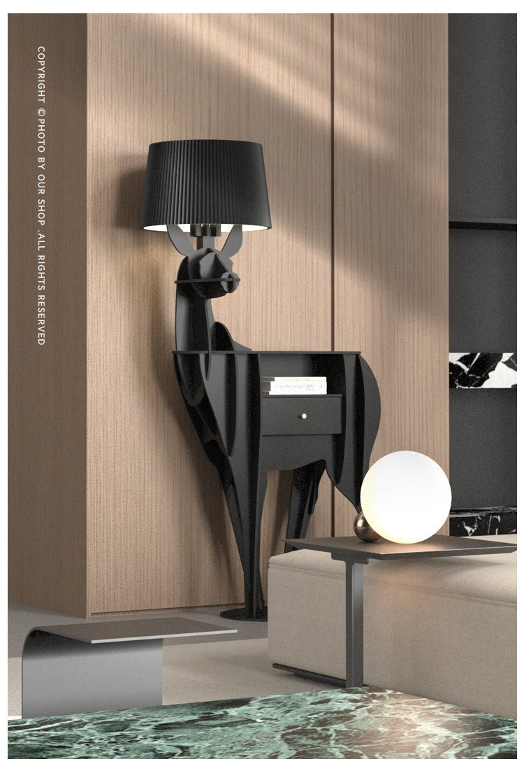 Cervus vloerlamp met diepe kap