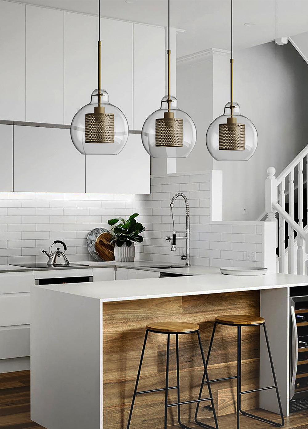 Veleine hanglamp met glazen kap voor woonkamer