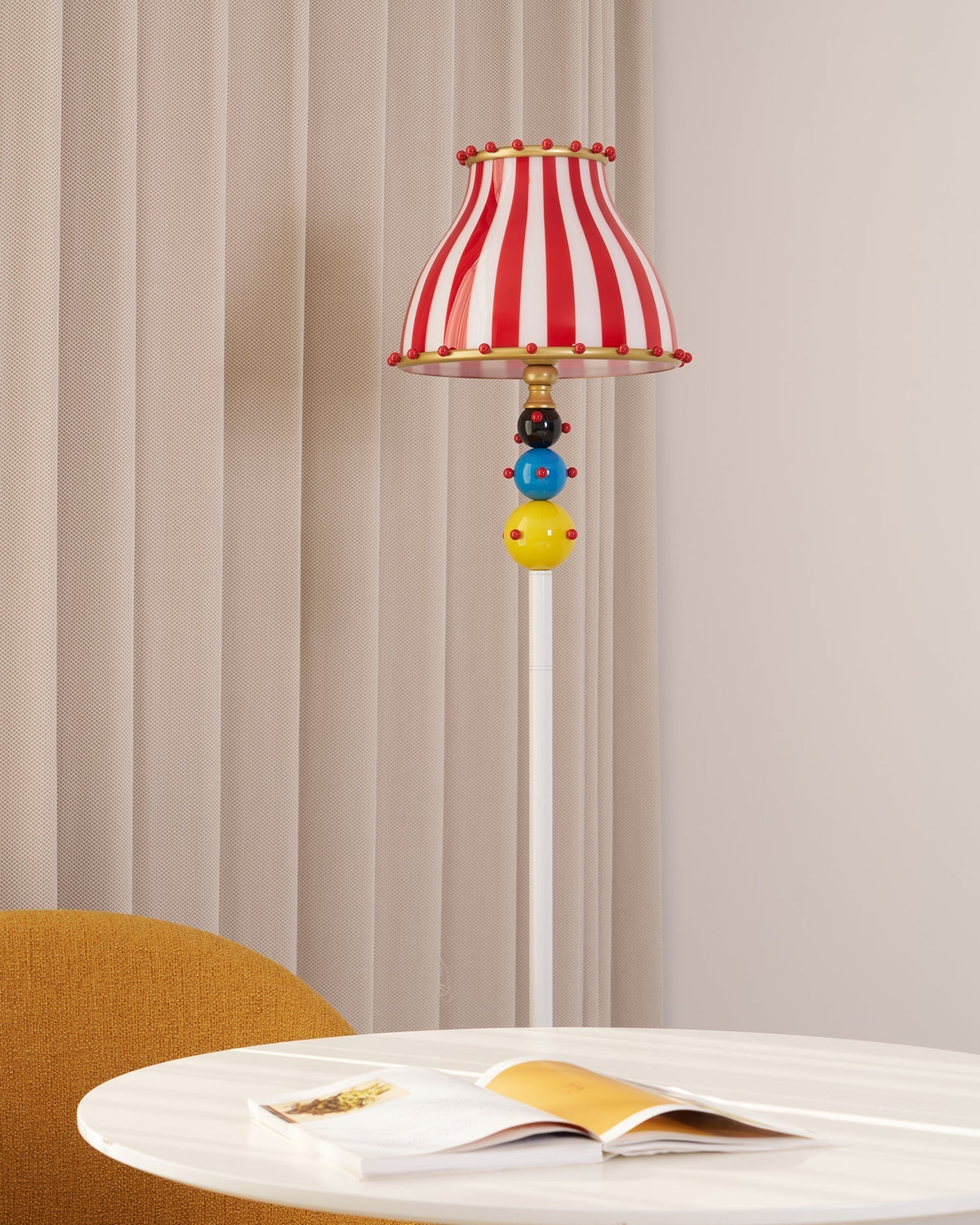 Teriaaine vloerlamp