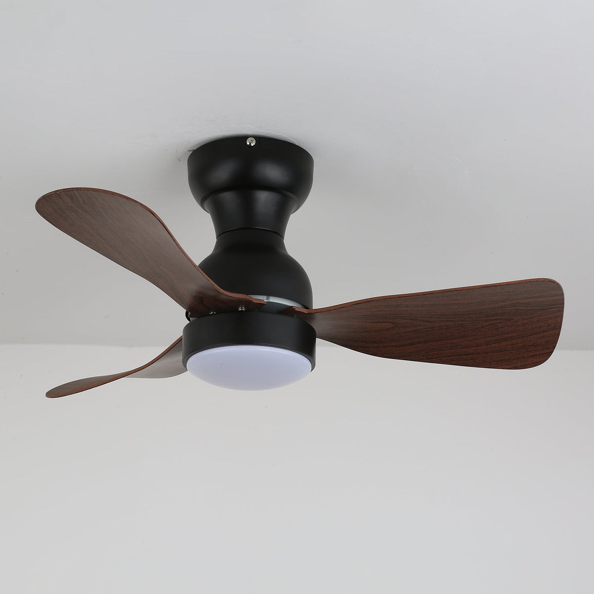 Aurdorus Moderne plafondventilator met verlichting van walnoothout