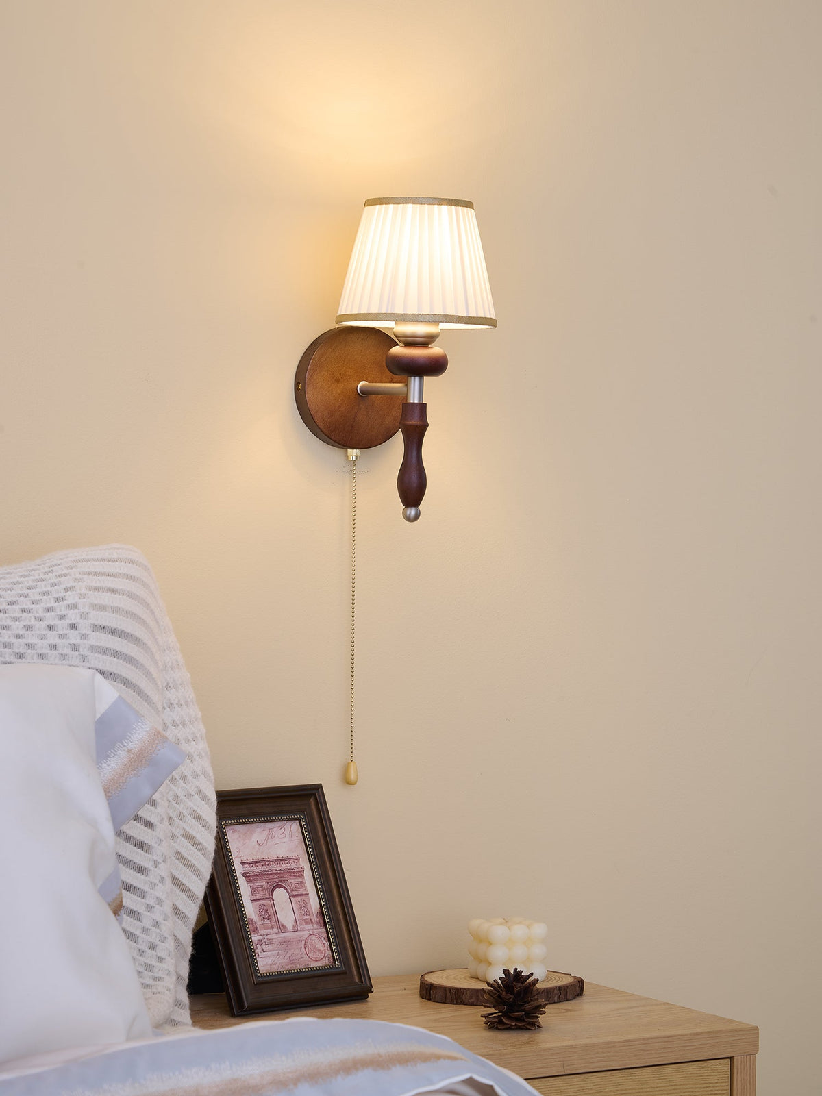 Eshae Premium Noordse kunst wandlamp met stoffen kap en hout