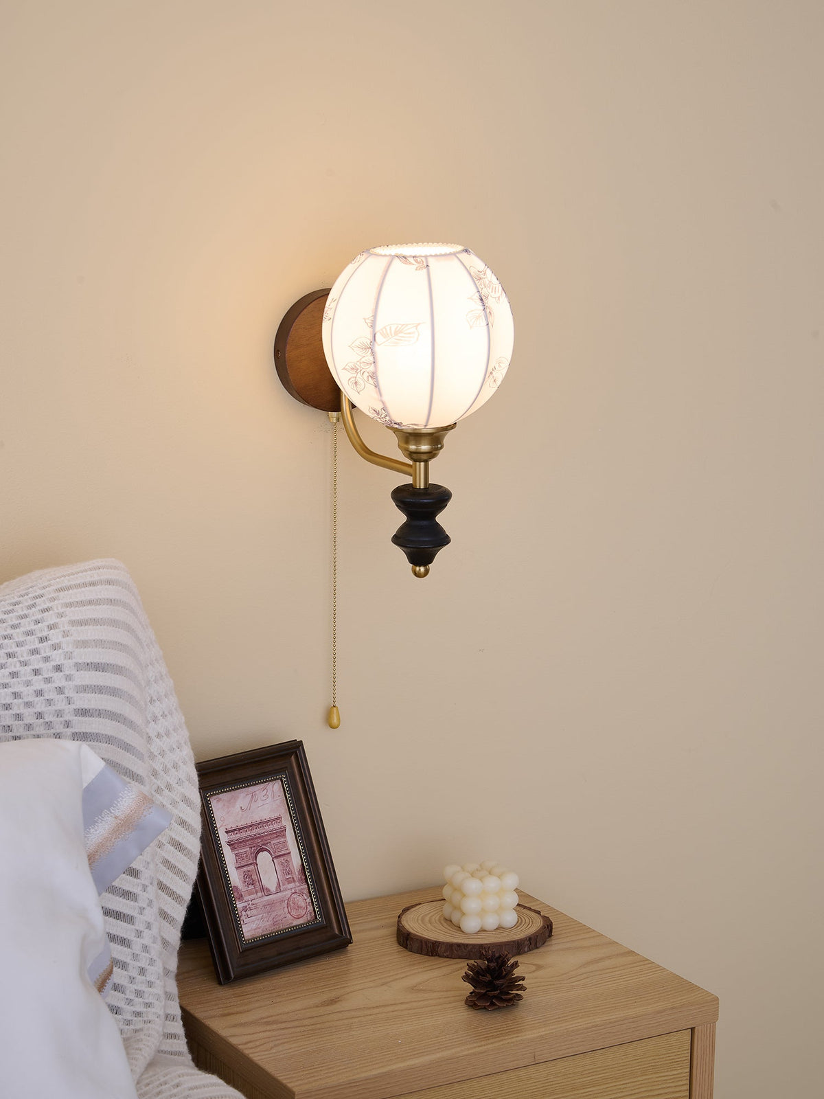 Eshae Premium Noordse kunst wandlamp met stoffen kap en hout