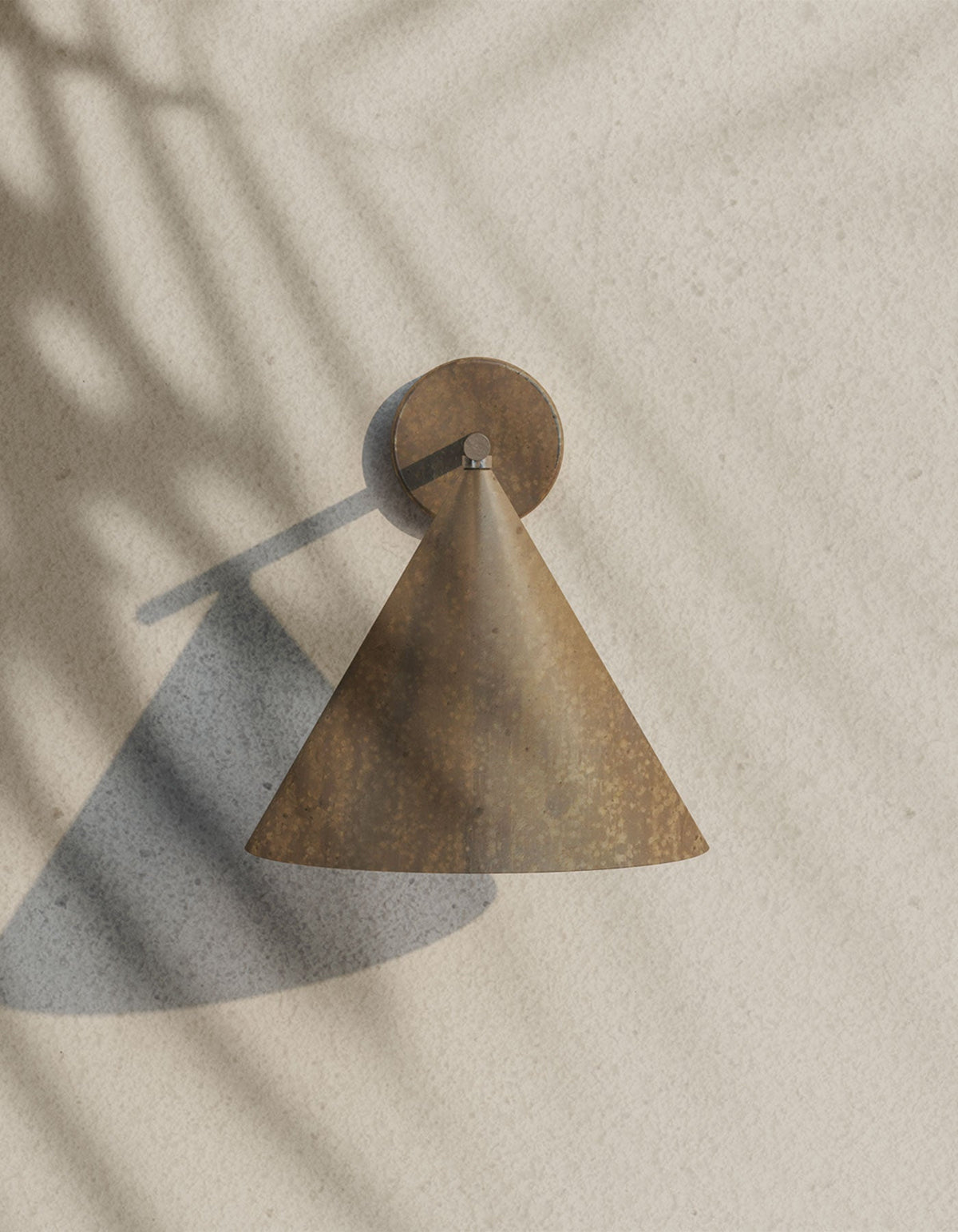 Forgecone Rustieke wandlamp met conische vorm