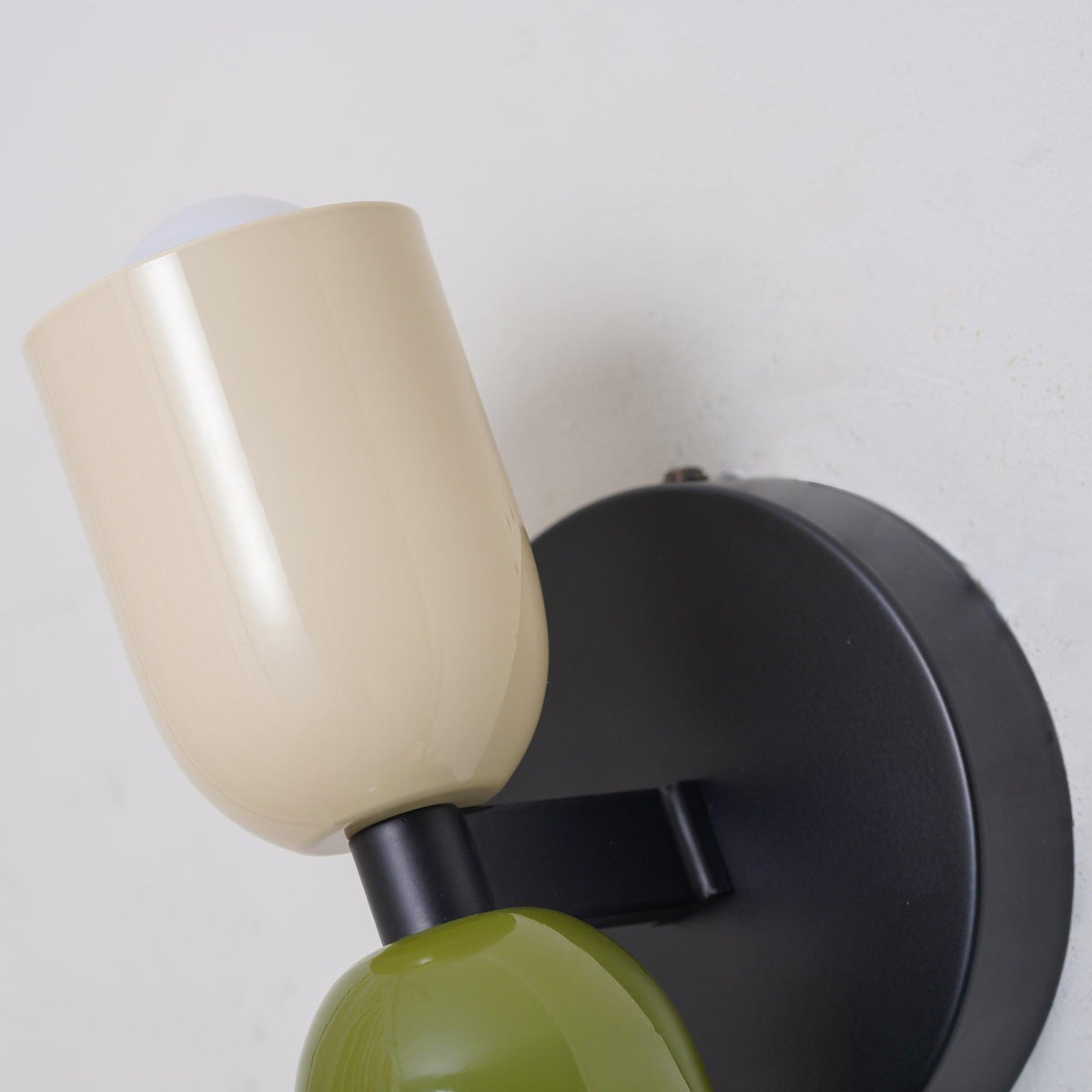 Teriisaine wandlamp dubbelrichtig