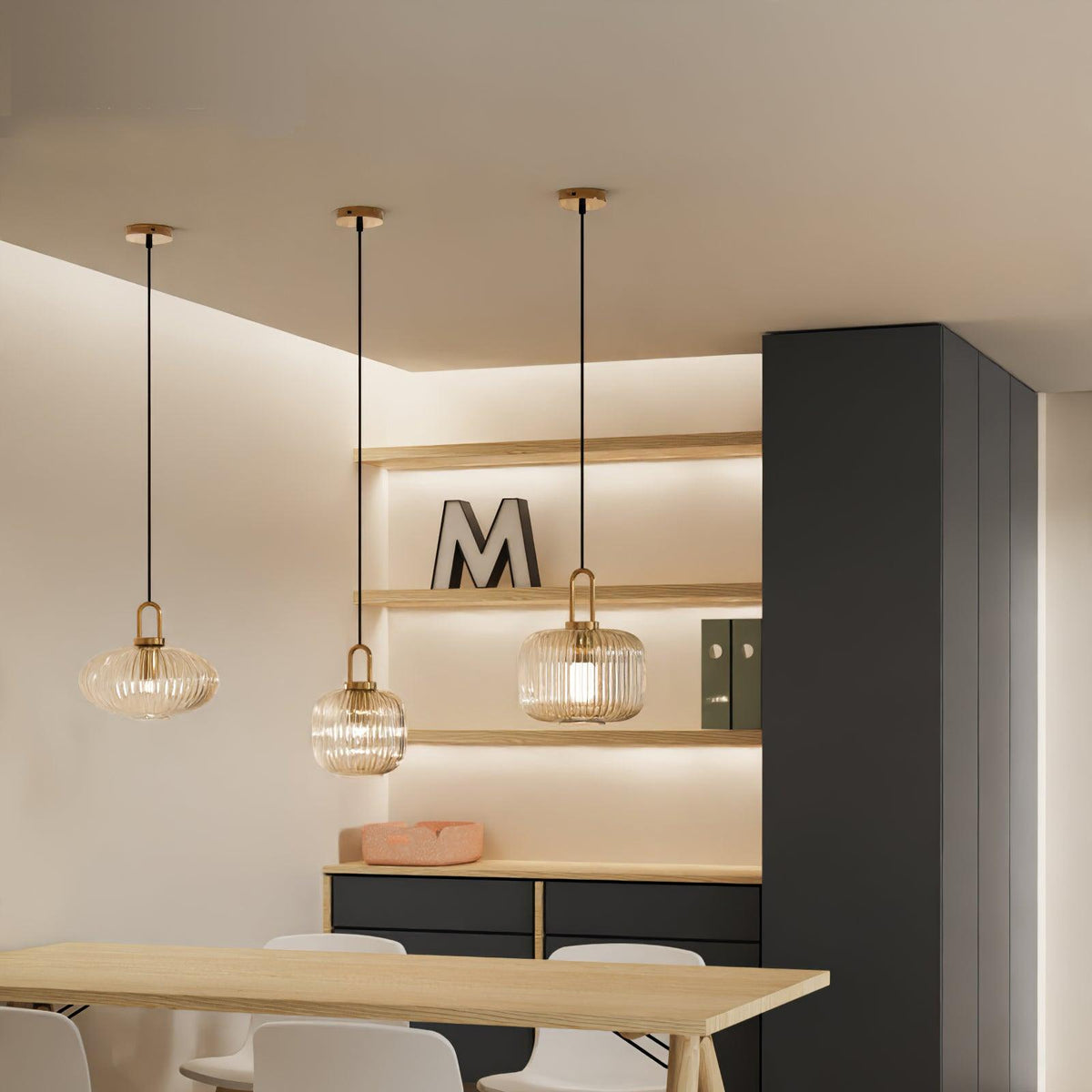 Kae Luxe hanglamp met goudkleurige afwerking