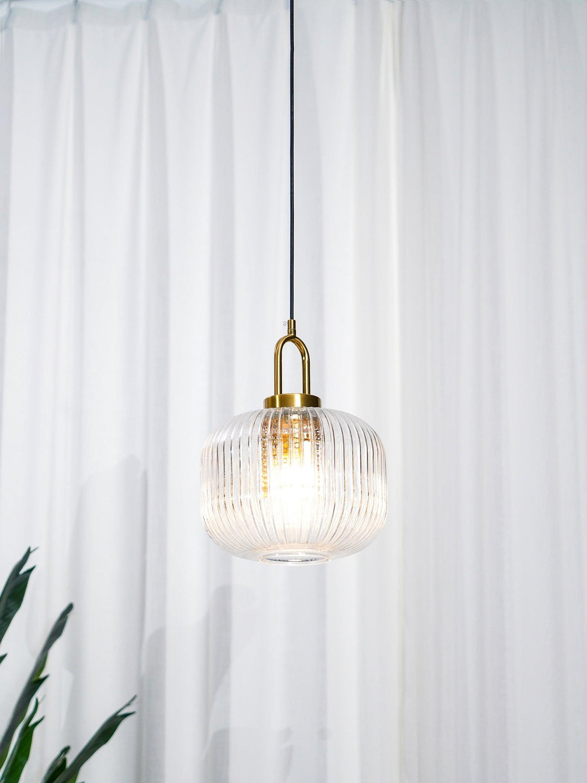 Kae Luxe hanglamp met goudkleurige afwerking