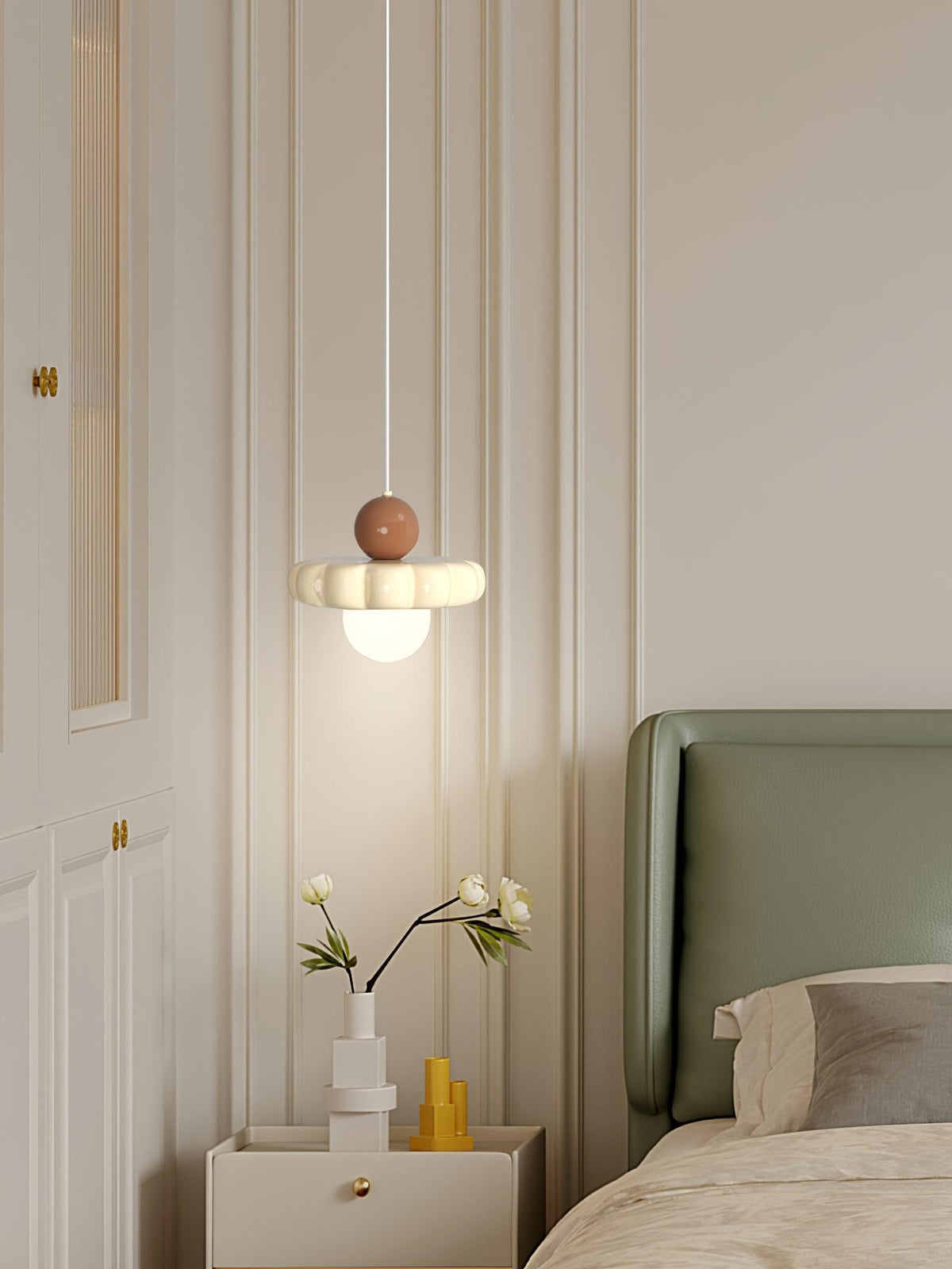 Kai Moderne hanglamp met melkkoffie en koffiekleurige afwerking
