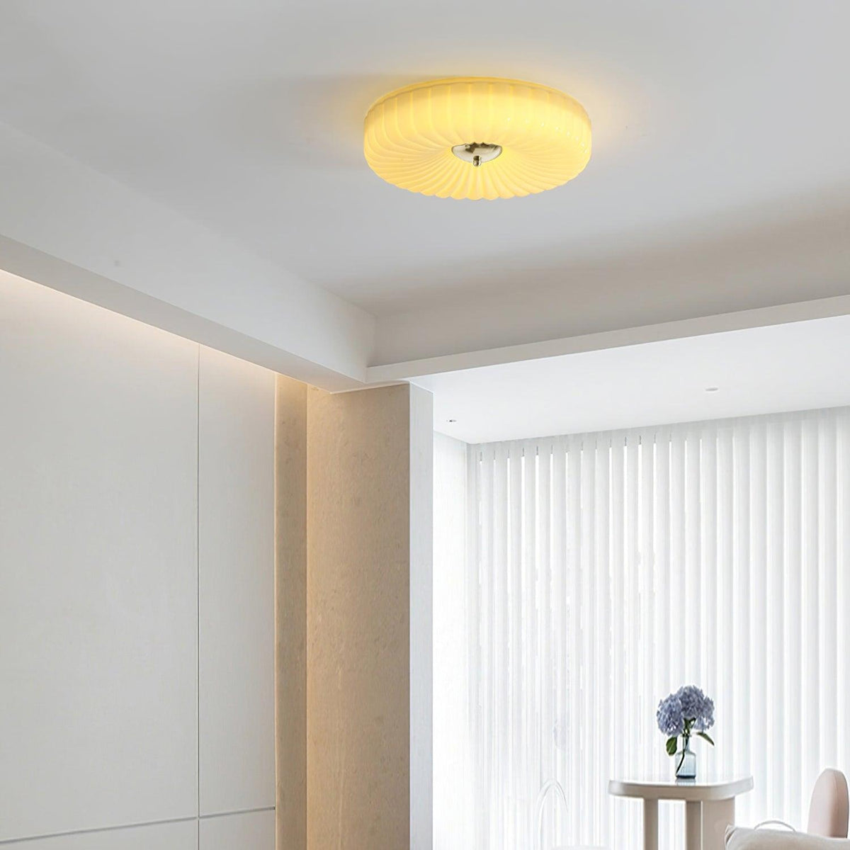 Mivone crème plafondlamp van glas met ribbelglas