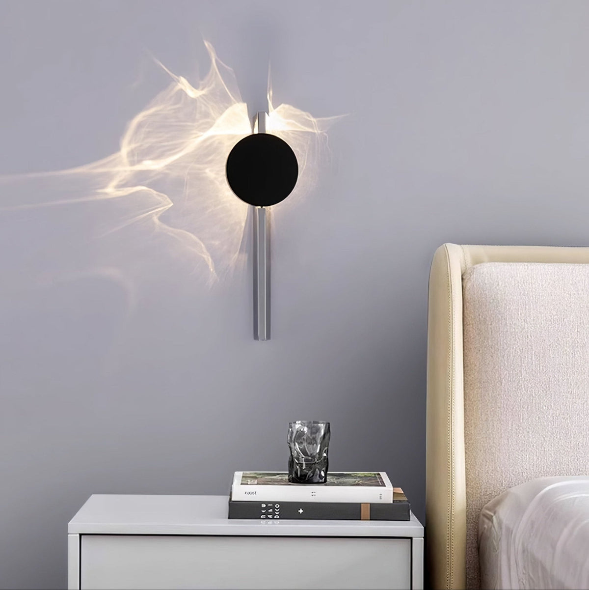 Pethr Wave Minimalistische wandlamp van staal