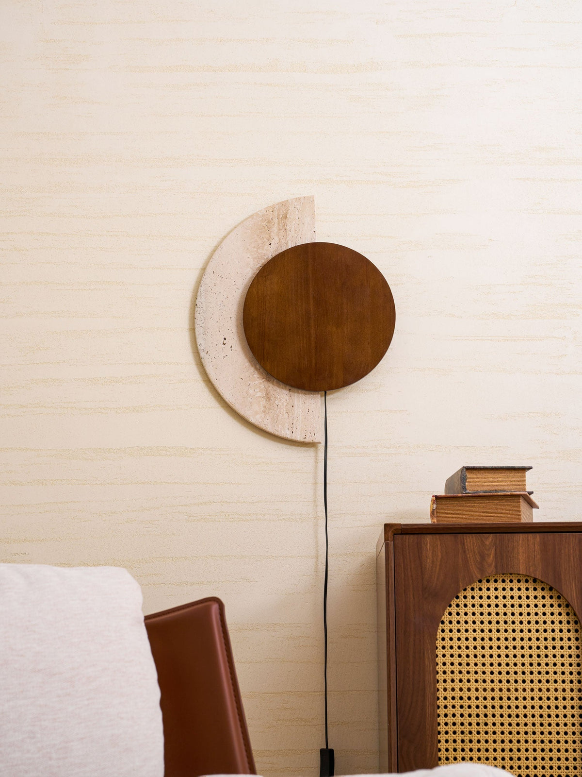 Crescent Halo wandlamp met stekker