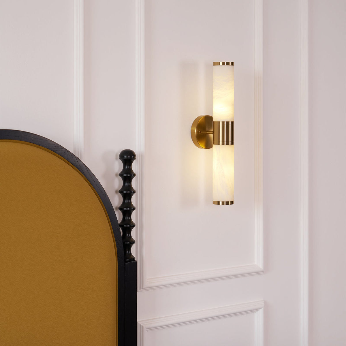 Lucian wandlamp van albast