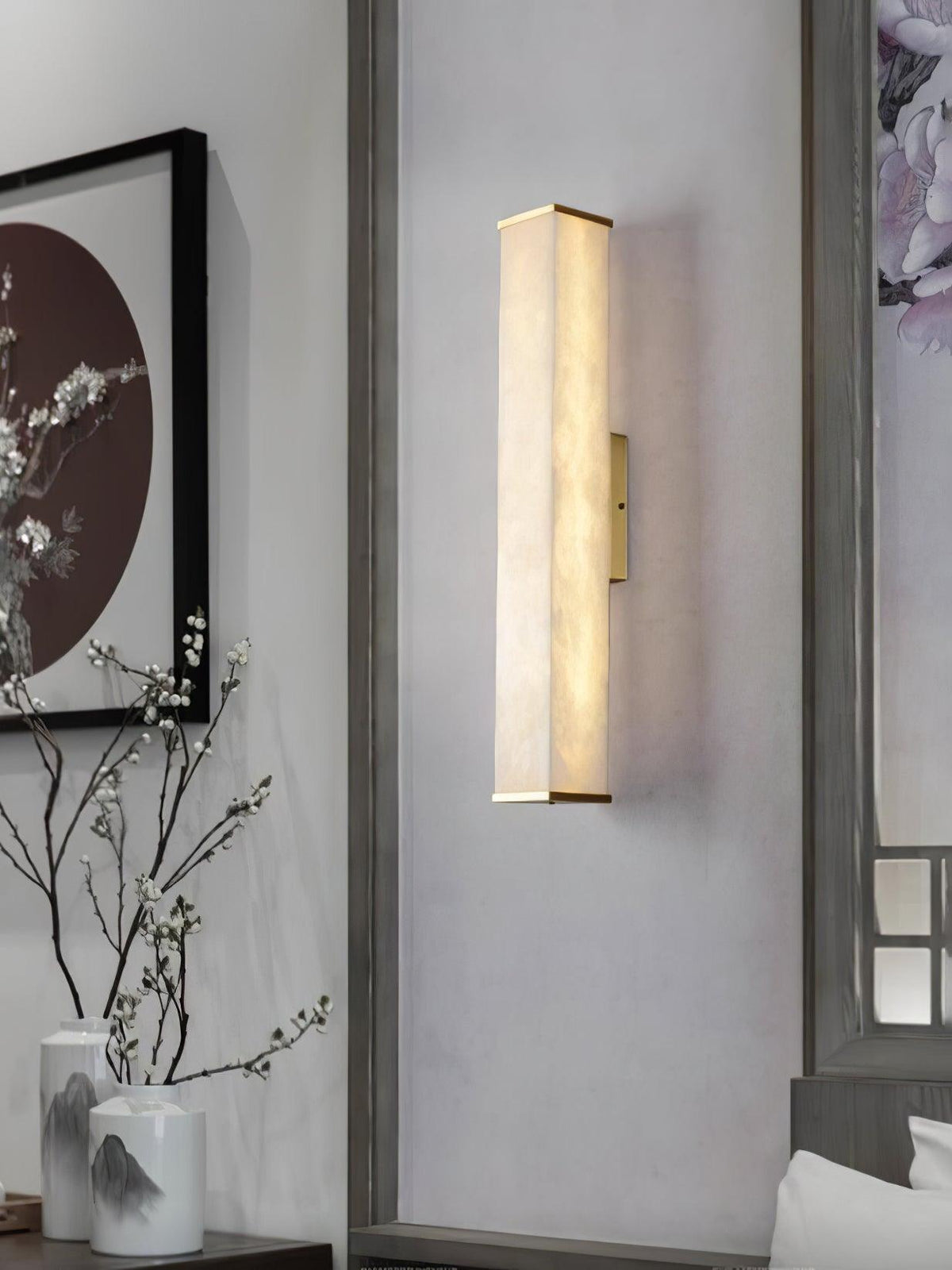 Vithaira albasten wandlamp