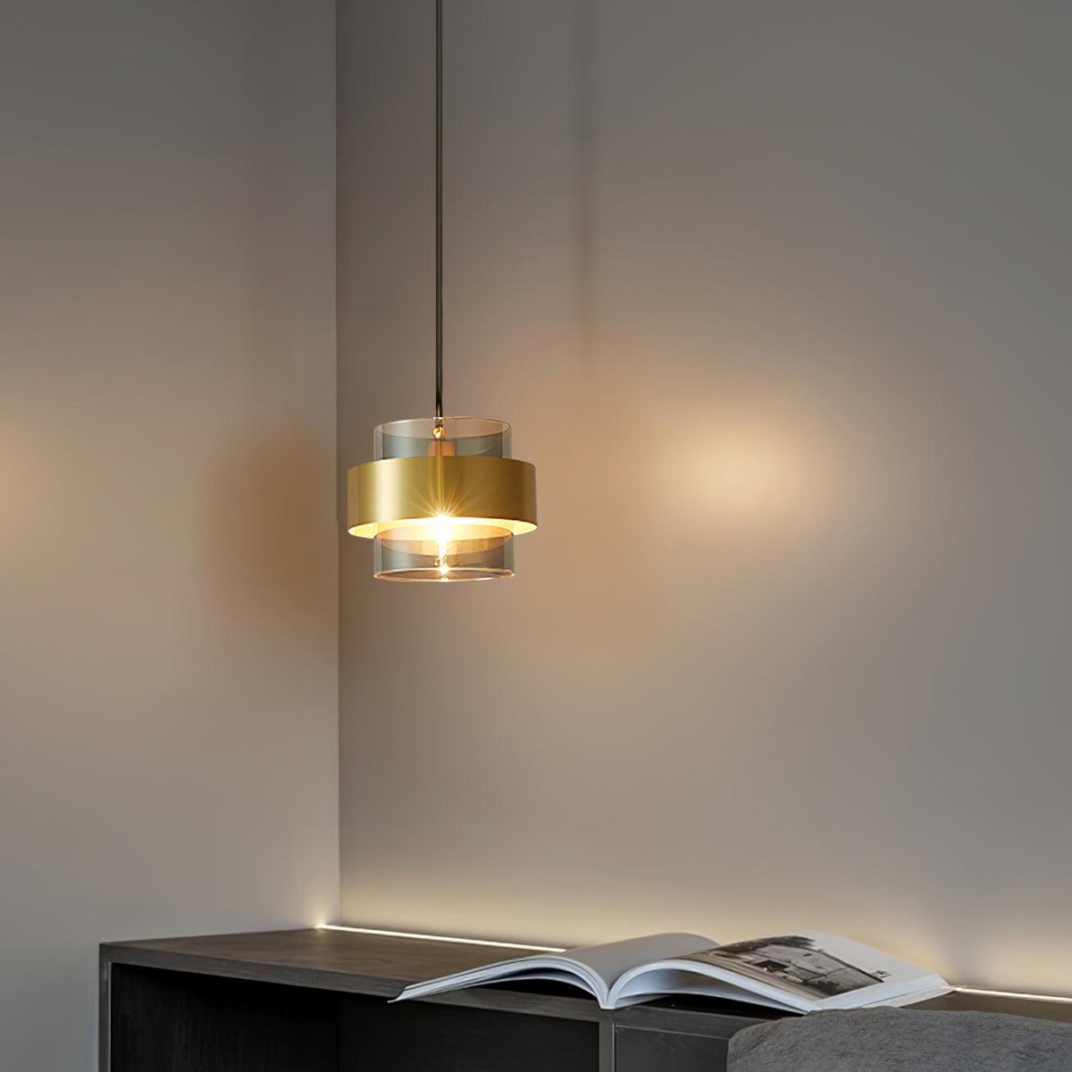 Celariella hanglamp messing cilindervormig glas modern