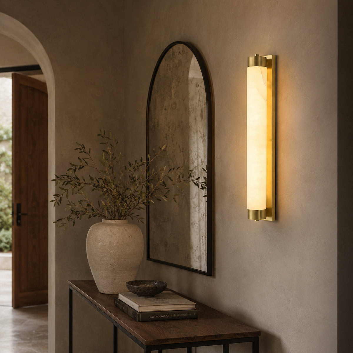 Alvion albasten wandlamp