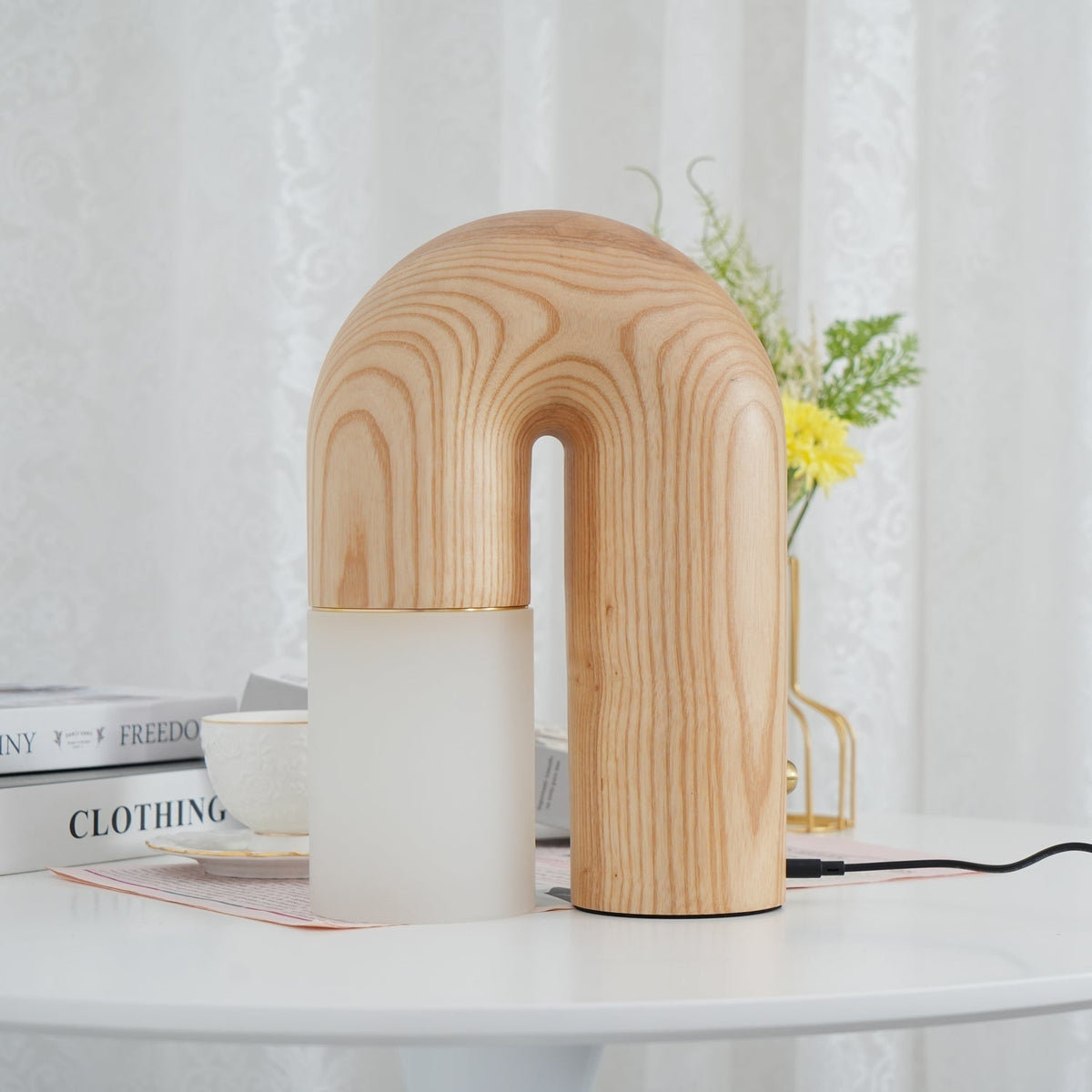 Arch Houten tafellamp