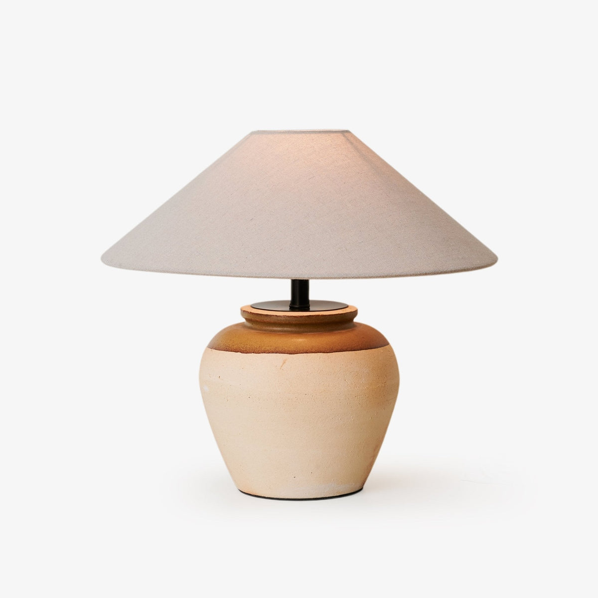 Eric Moderne tafellamp van keramiek