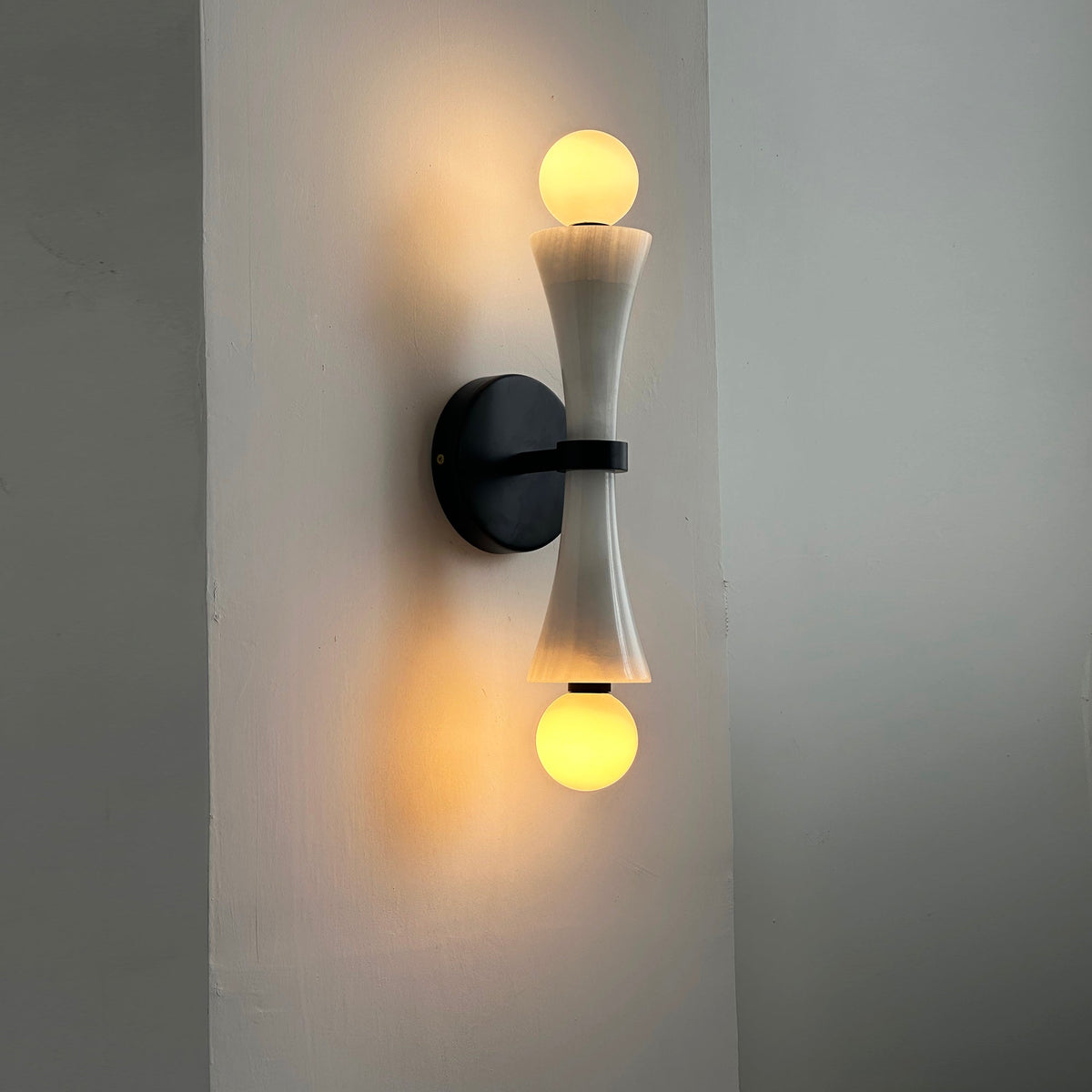 Elaiselle wandlamp