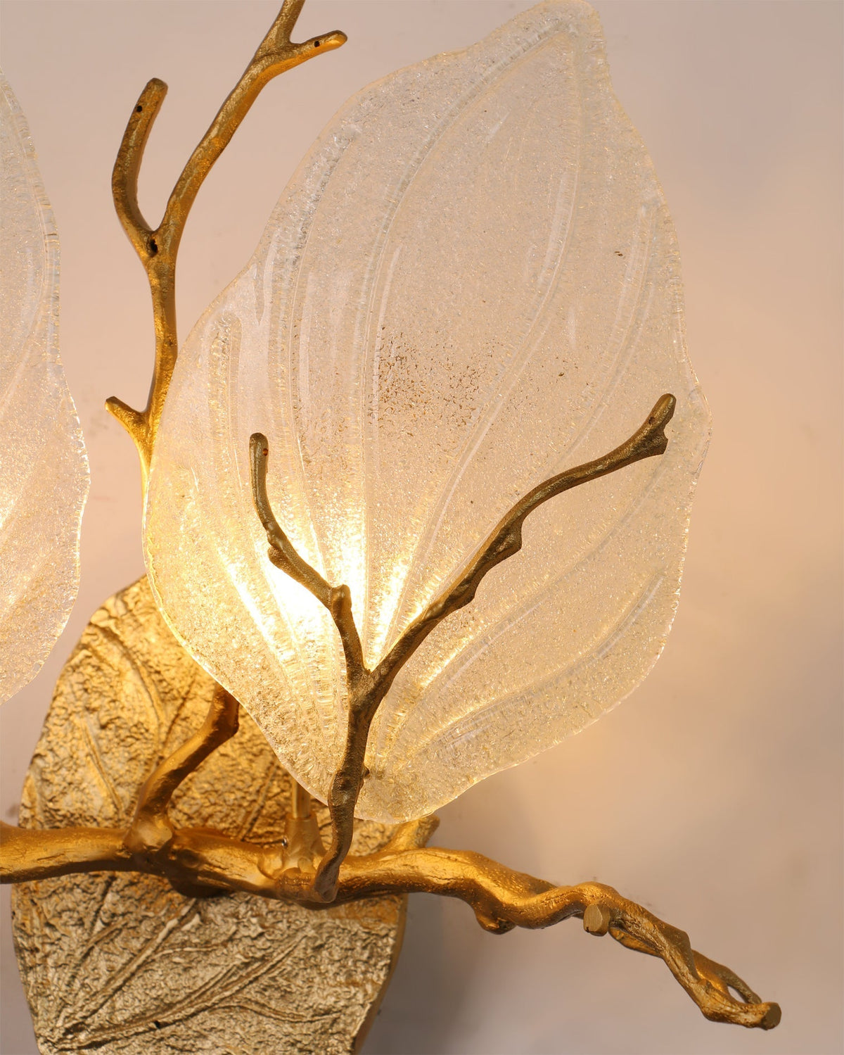 Auriira blad tak messing wandlamp