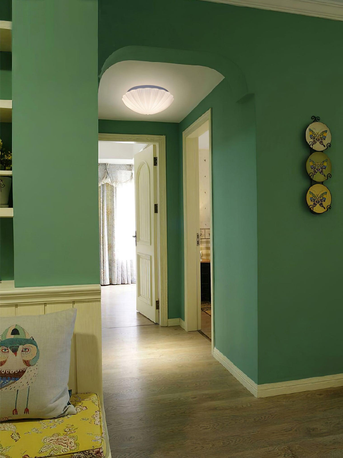 Elo plafondlamp met schelpvorm en ribbels, elegant