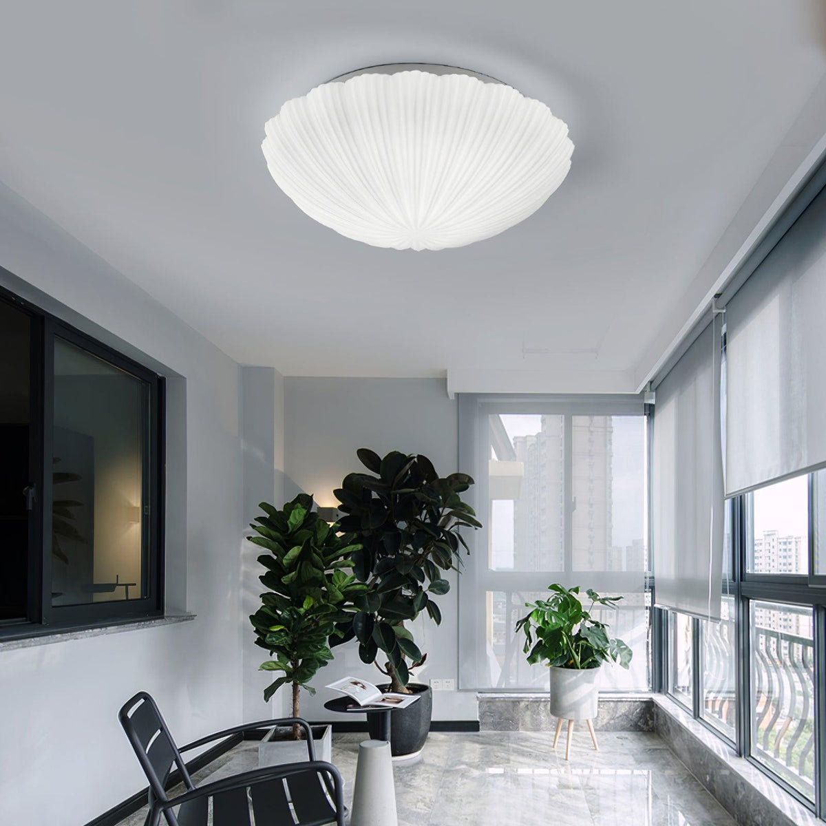 Elo plafondlamp met schelpvorm en ribbels, elegant