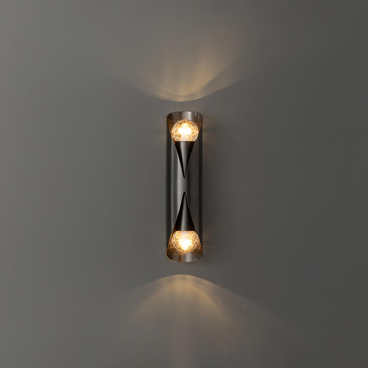 Veyric diamanten messing wandlamp