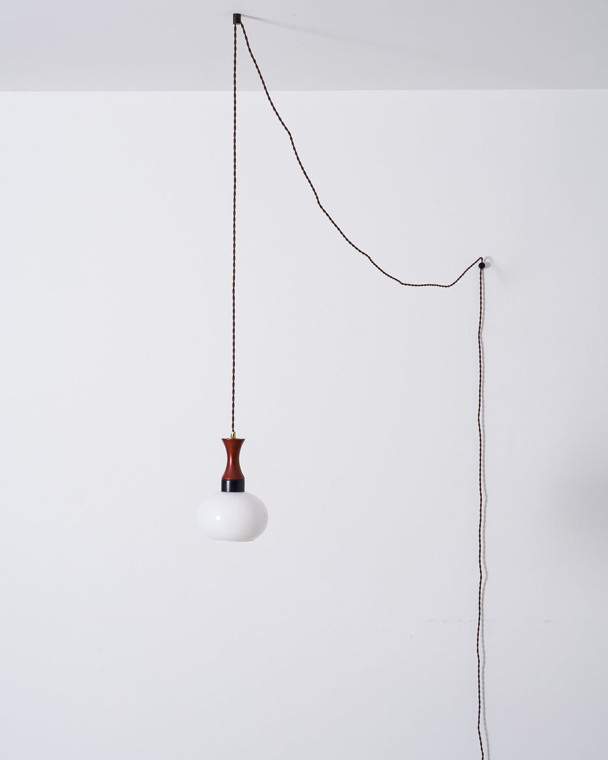 Chara hanglamp met stekker in bruin