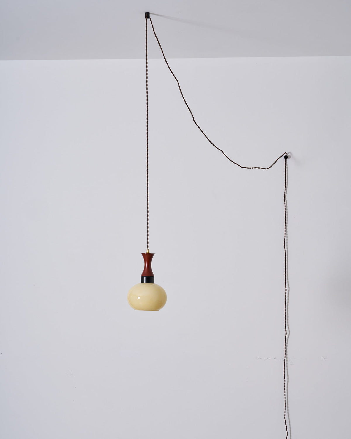 Chara hanglamp met stekker in bruin