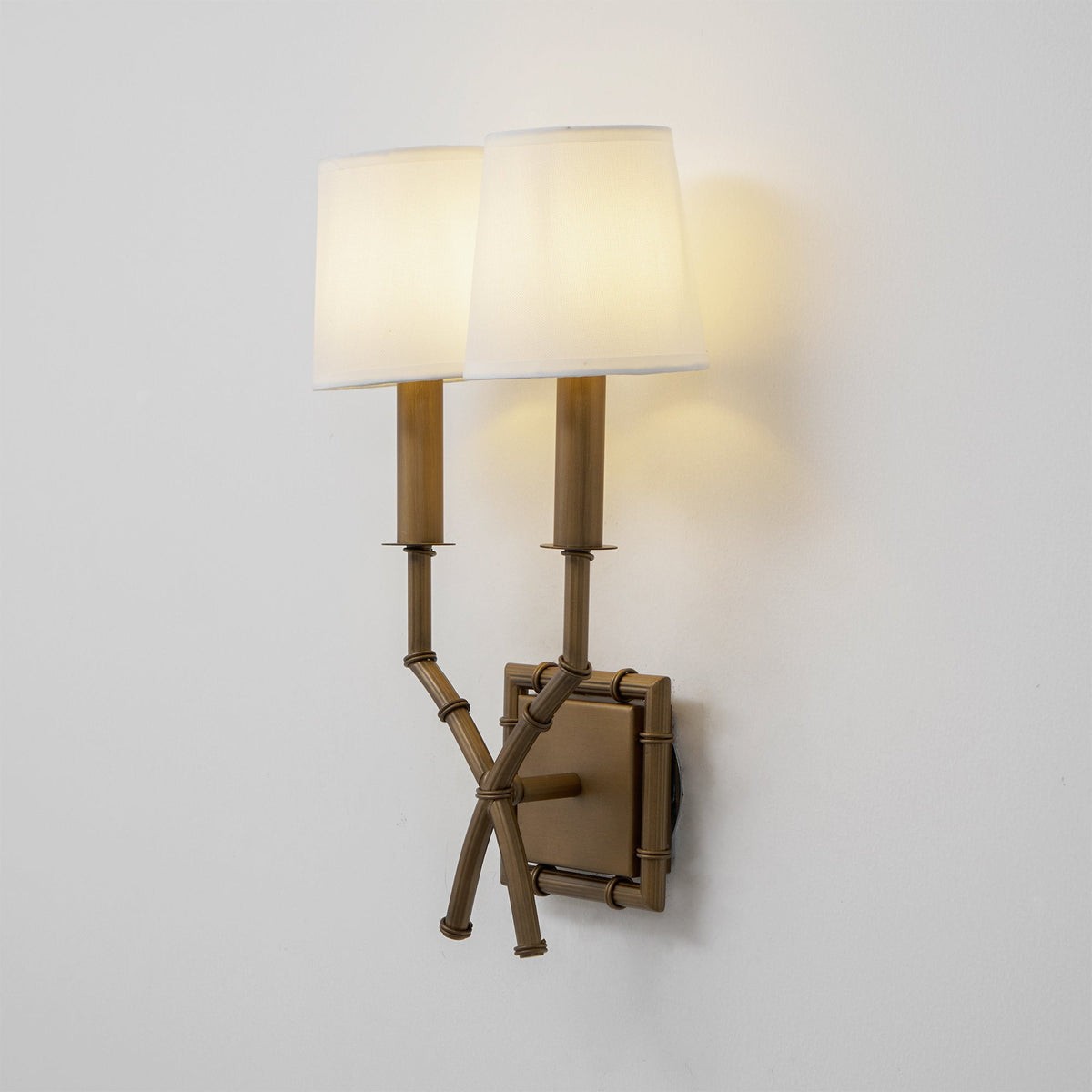 Yelp wandlamp