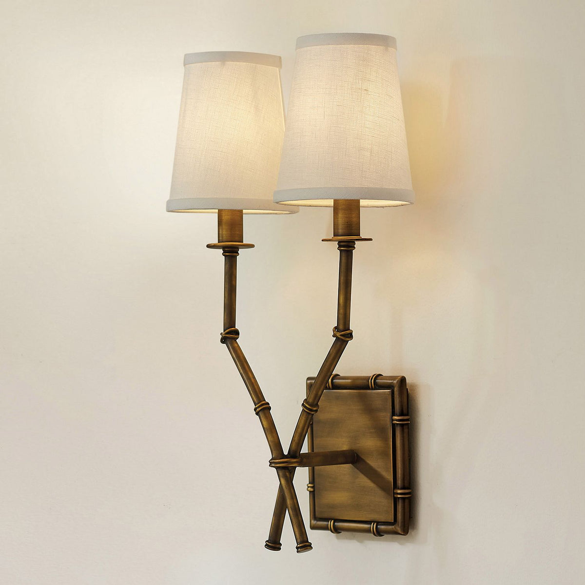 Yelp wandlamp
