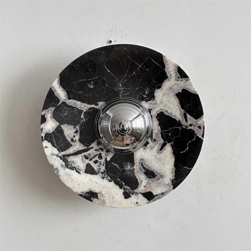 Liorenielle wandlamp