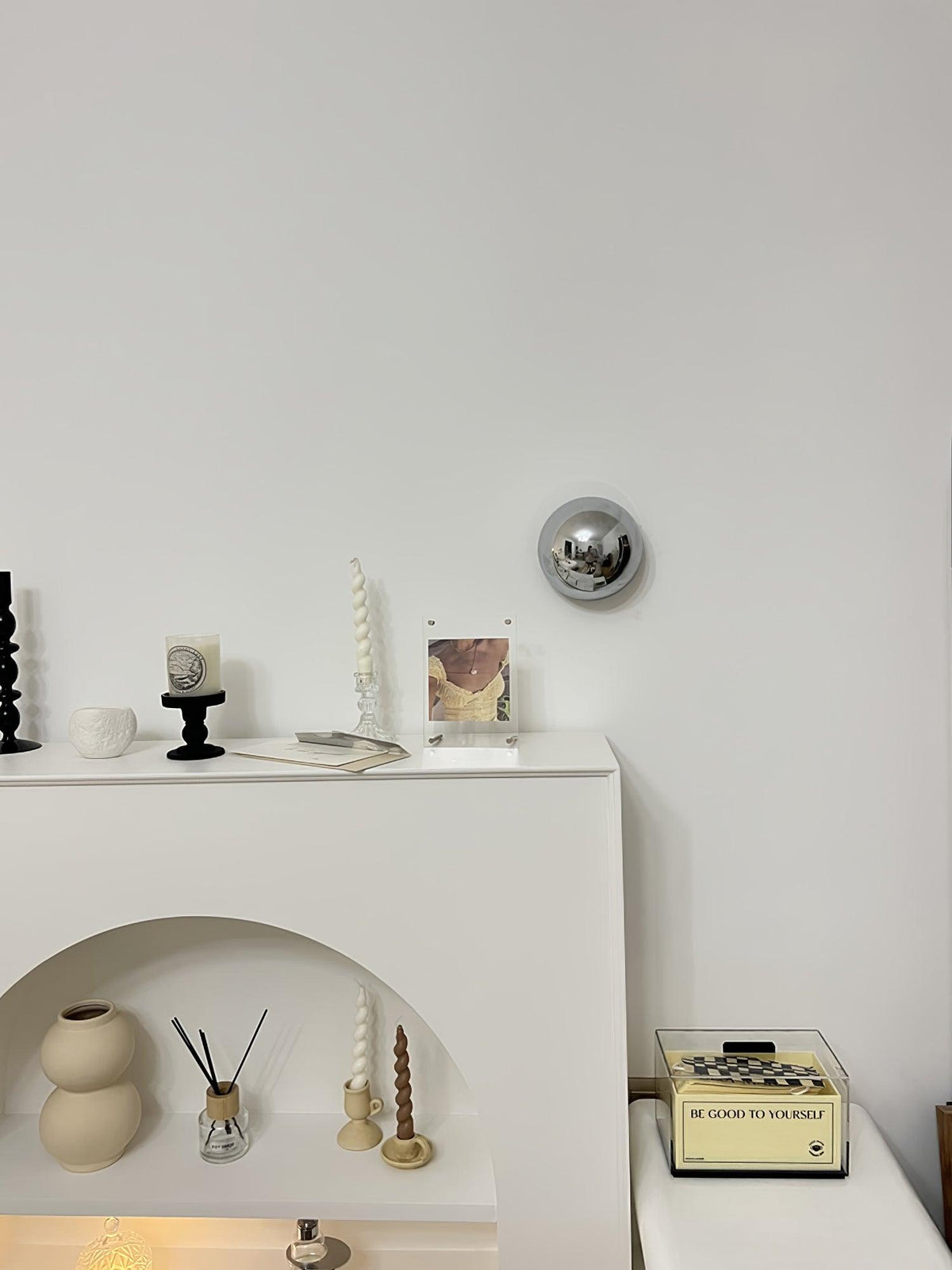 Virixy Moderne minimalistische wandlamp met bolvormige kap