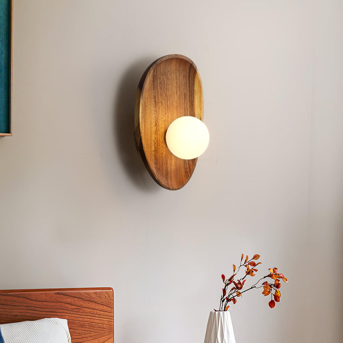 Sylaise moderne minimalistische wandlamp van walnoothout en glas