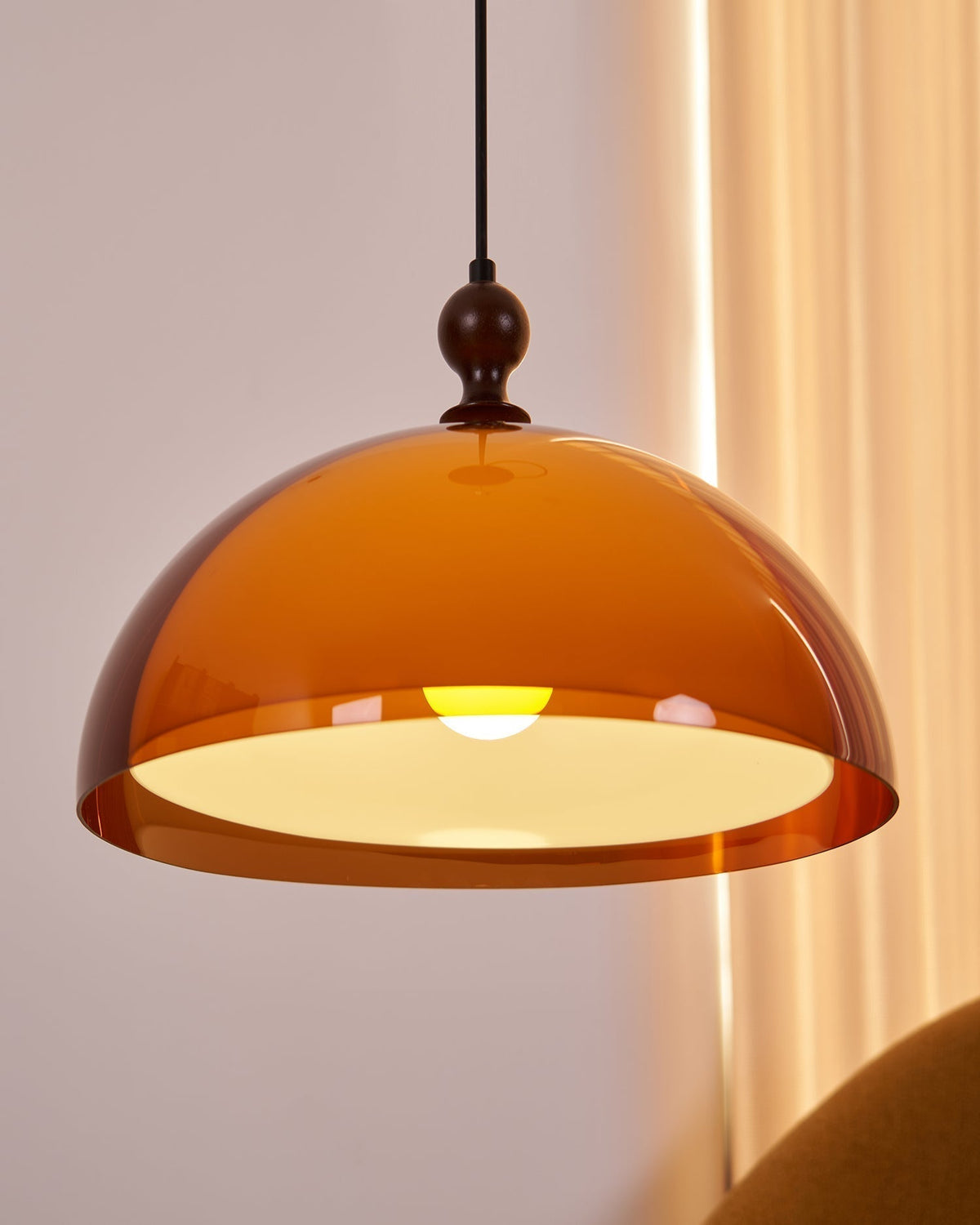 Daro Amber koepelvormige hanglamp