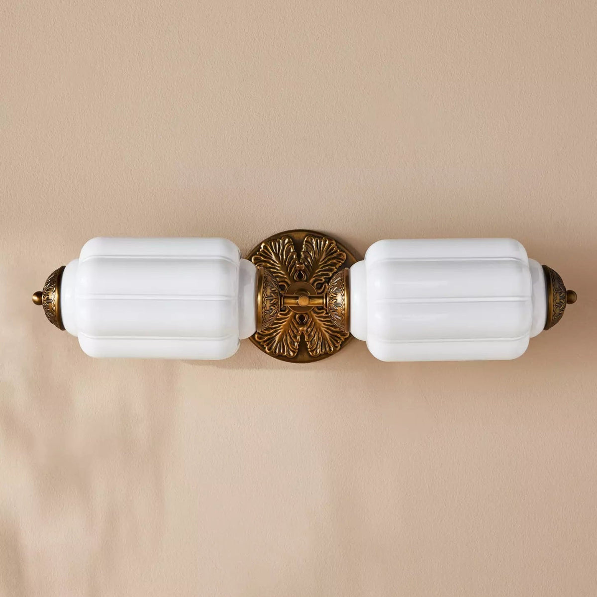 Belvaria wandlamp scallop entree